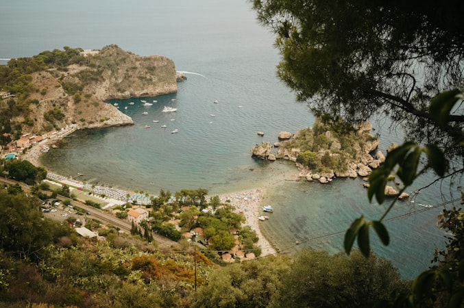 Sicily Complete Travel Guide: Ancient Temples to Active Volcanoes in Italy