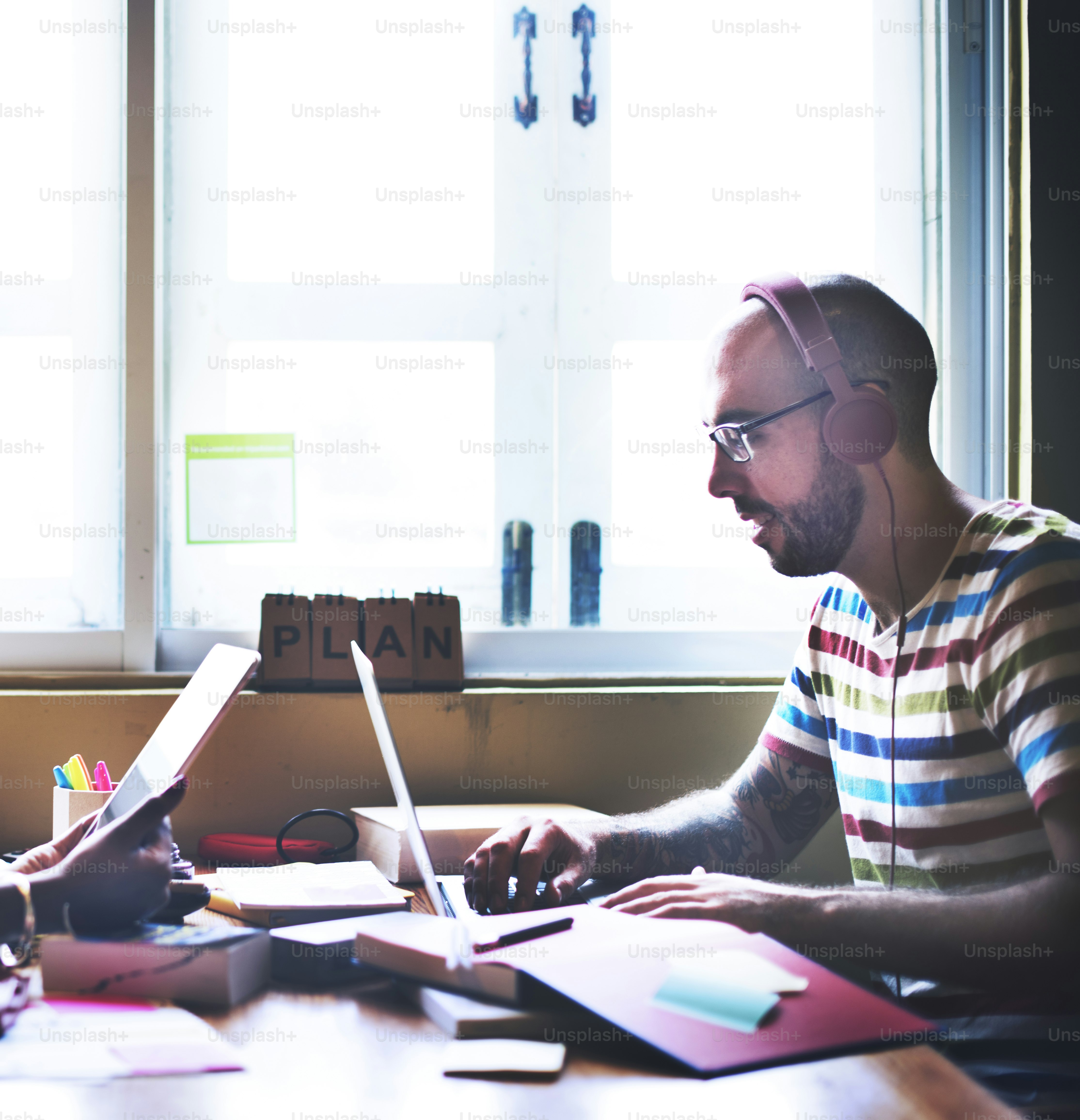 Man Connection Computer Networking Wireless Concept photo – Business ...