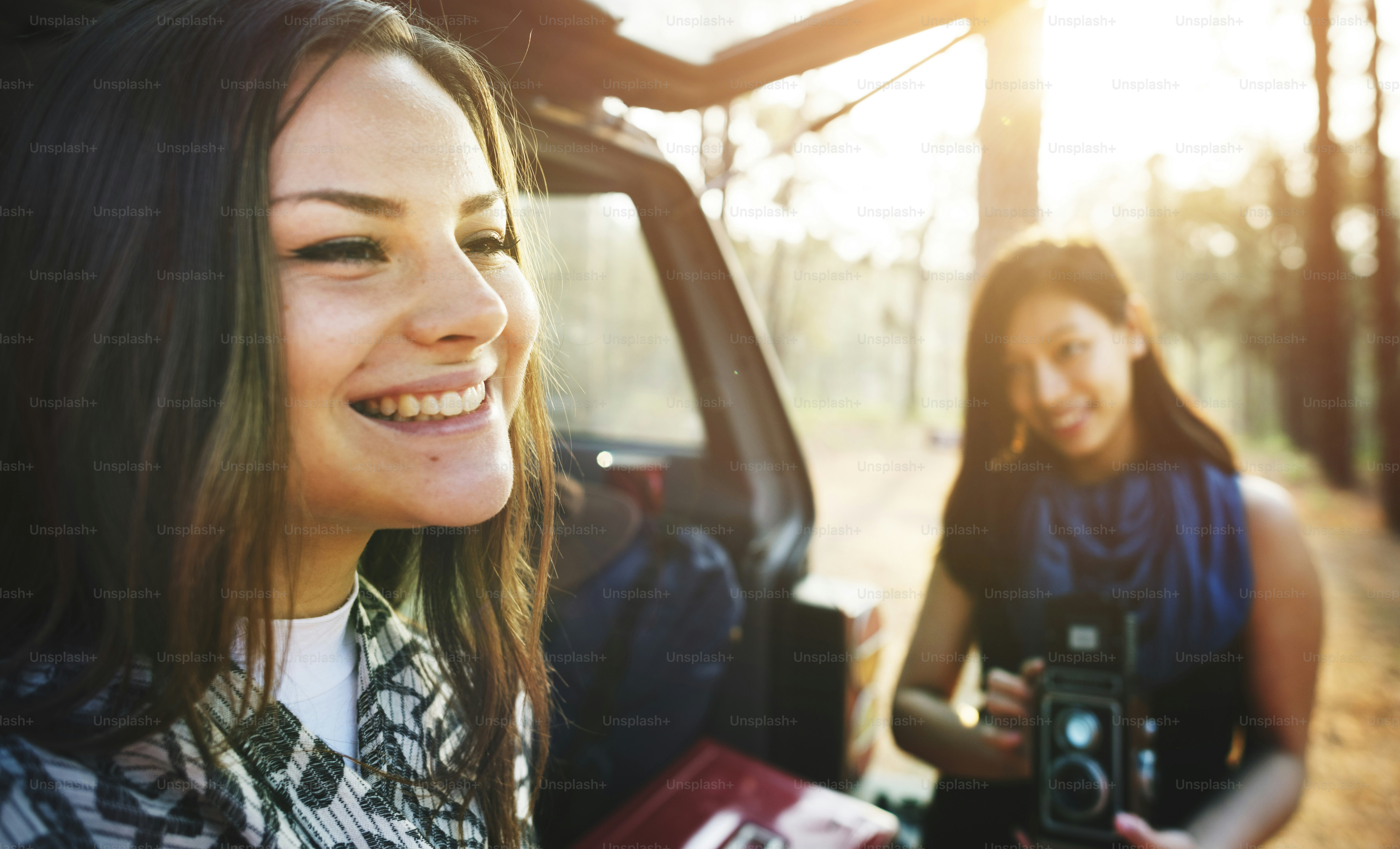 Wanderlust Pigeon Traveler Lifestyle Nature Trip Concept