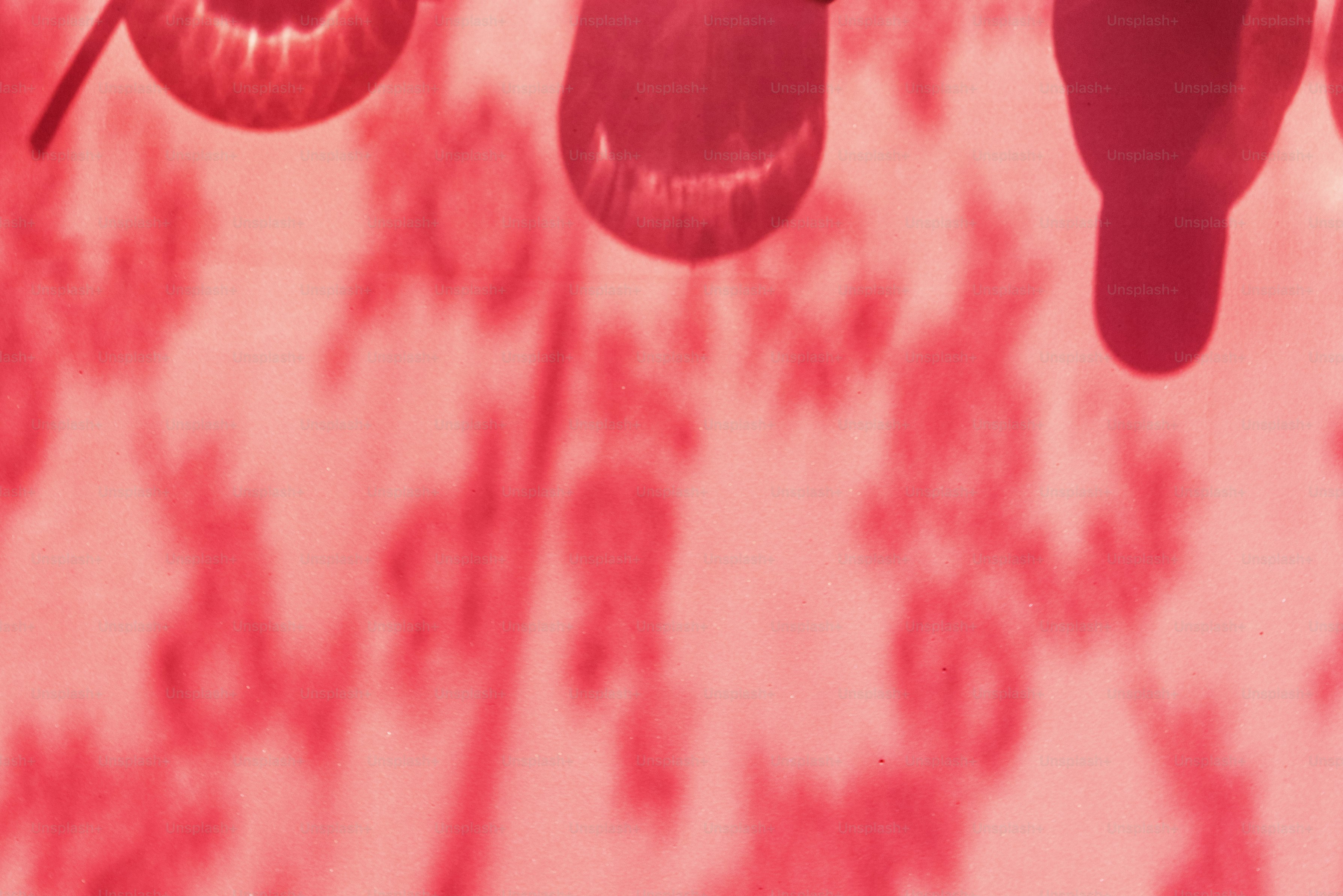 Abstract light pattern on the wall