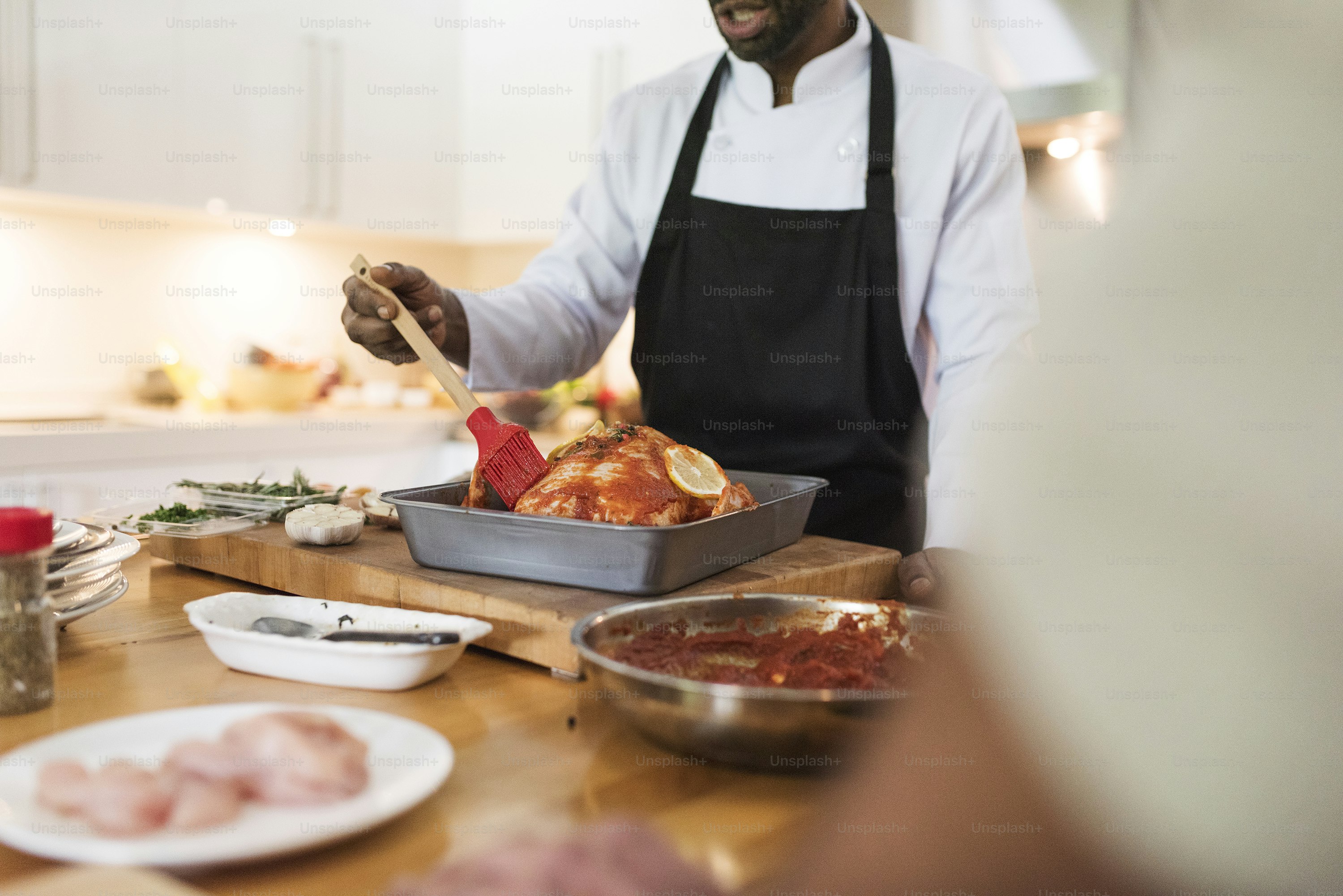People is cooking in the kitchen photo – Food Image on Unsplash
