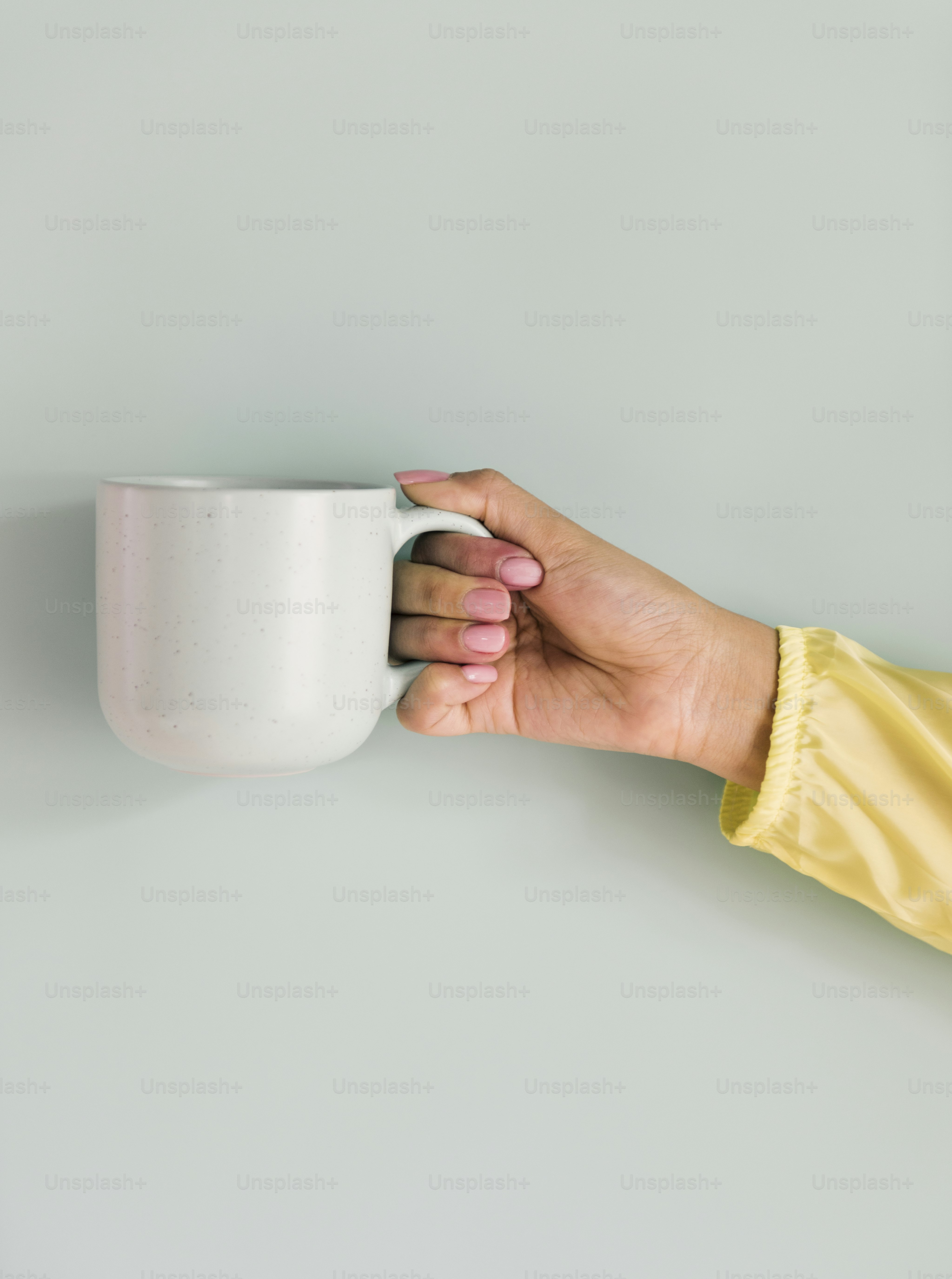 Coffee Cup In Hand Pictures | Download Free Images on Unsplash