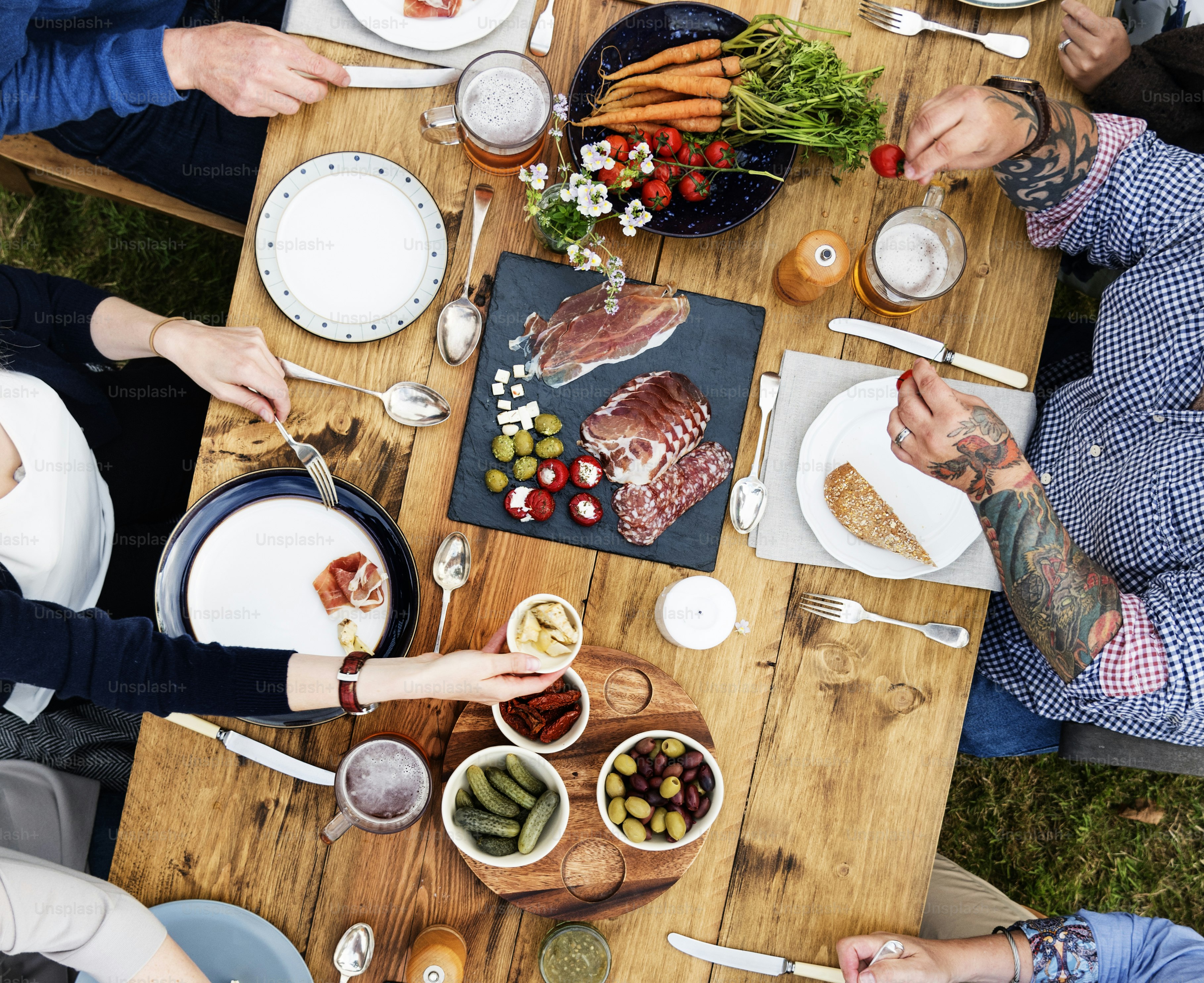 Group Of People Dining Konzept