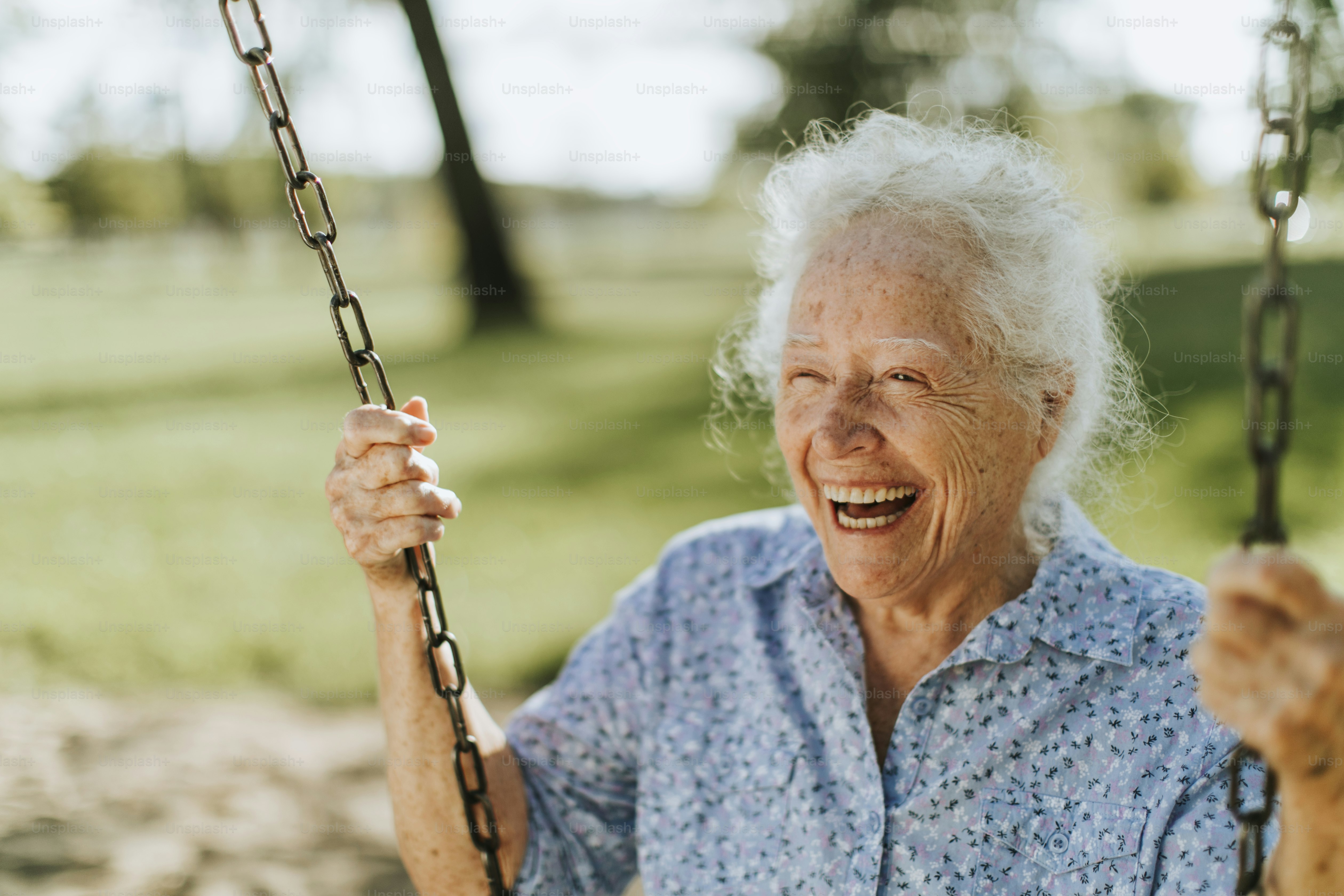 Happy Old Woman Pictures | Download Free Images on Unsplash