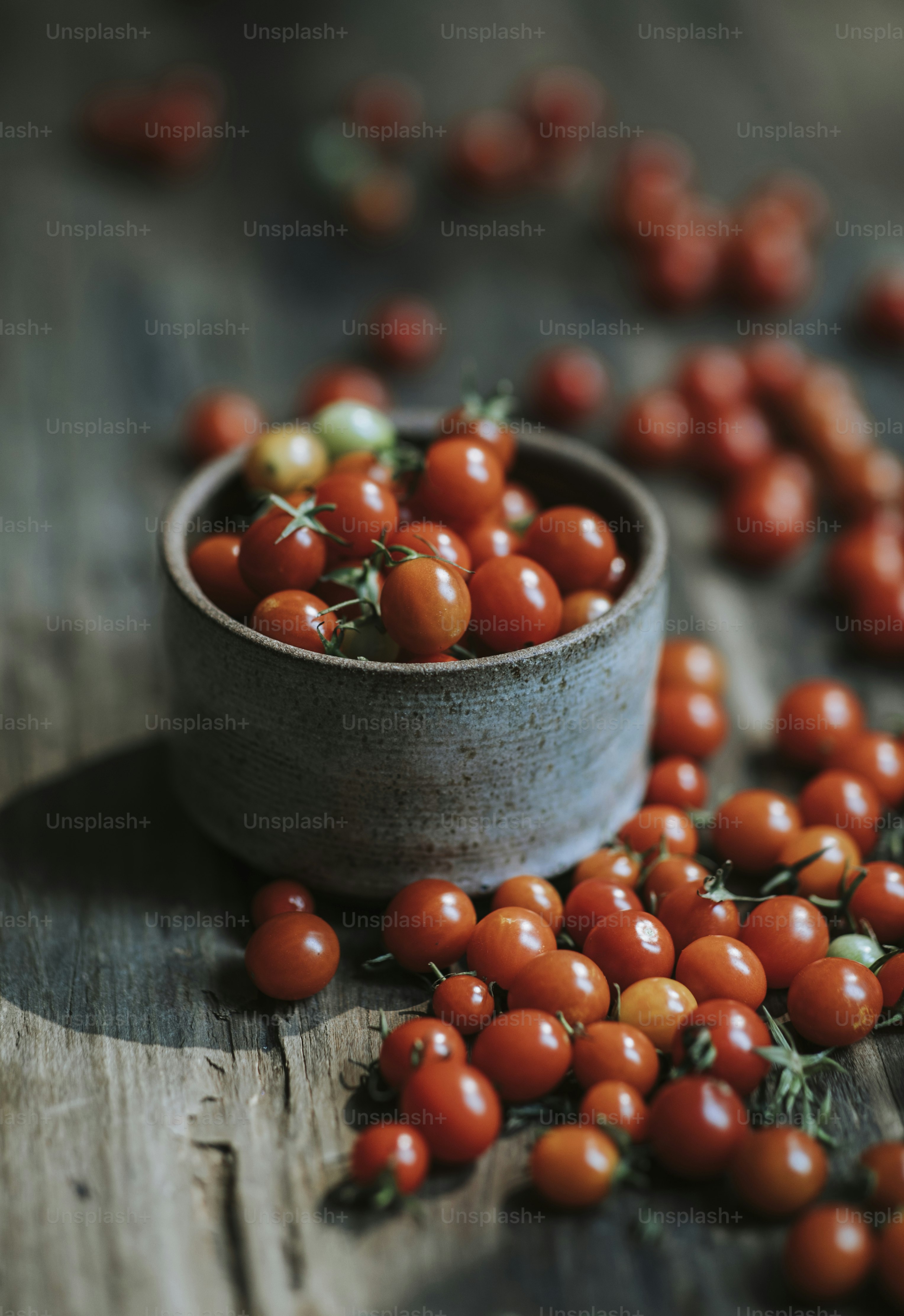 Fresh organic red cherry tomatoes