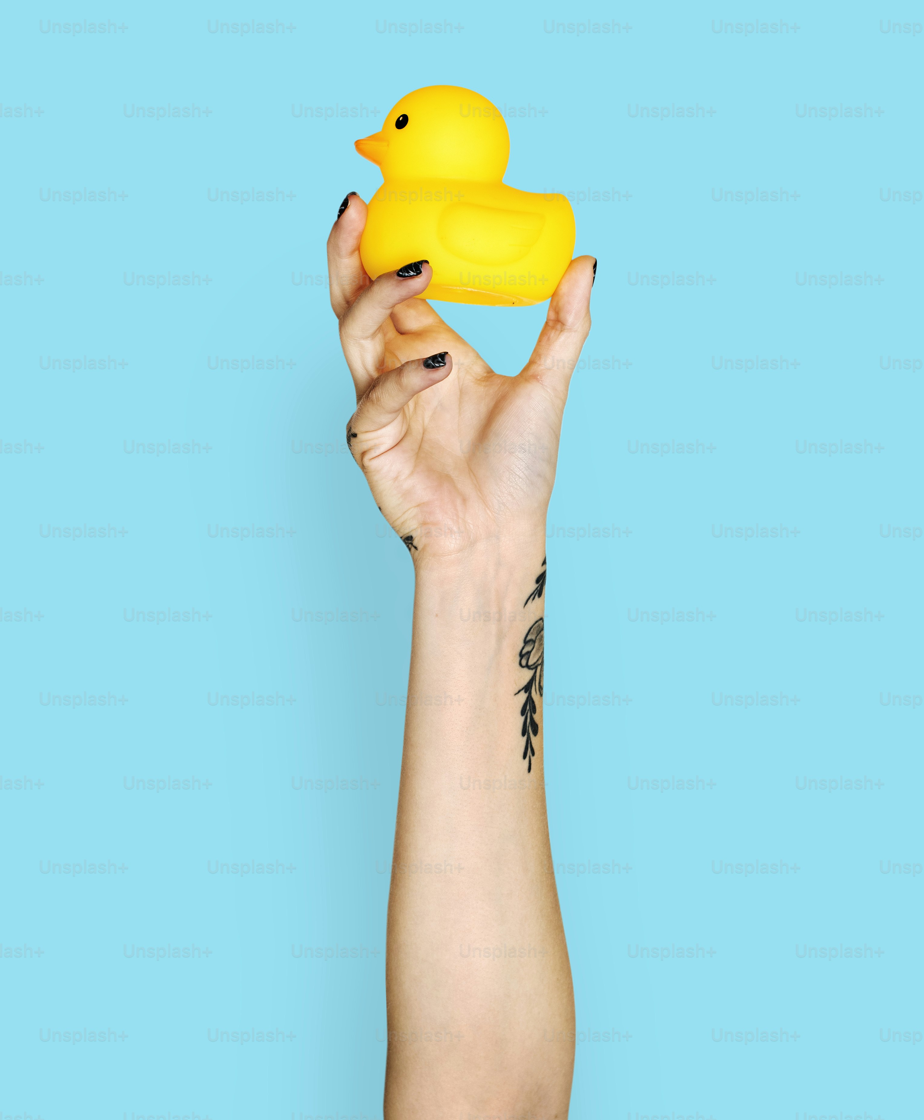 Hand holding variation of object