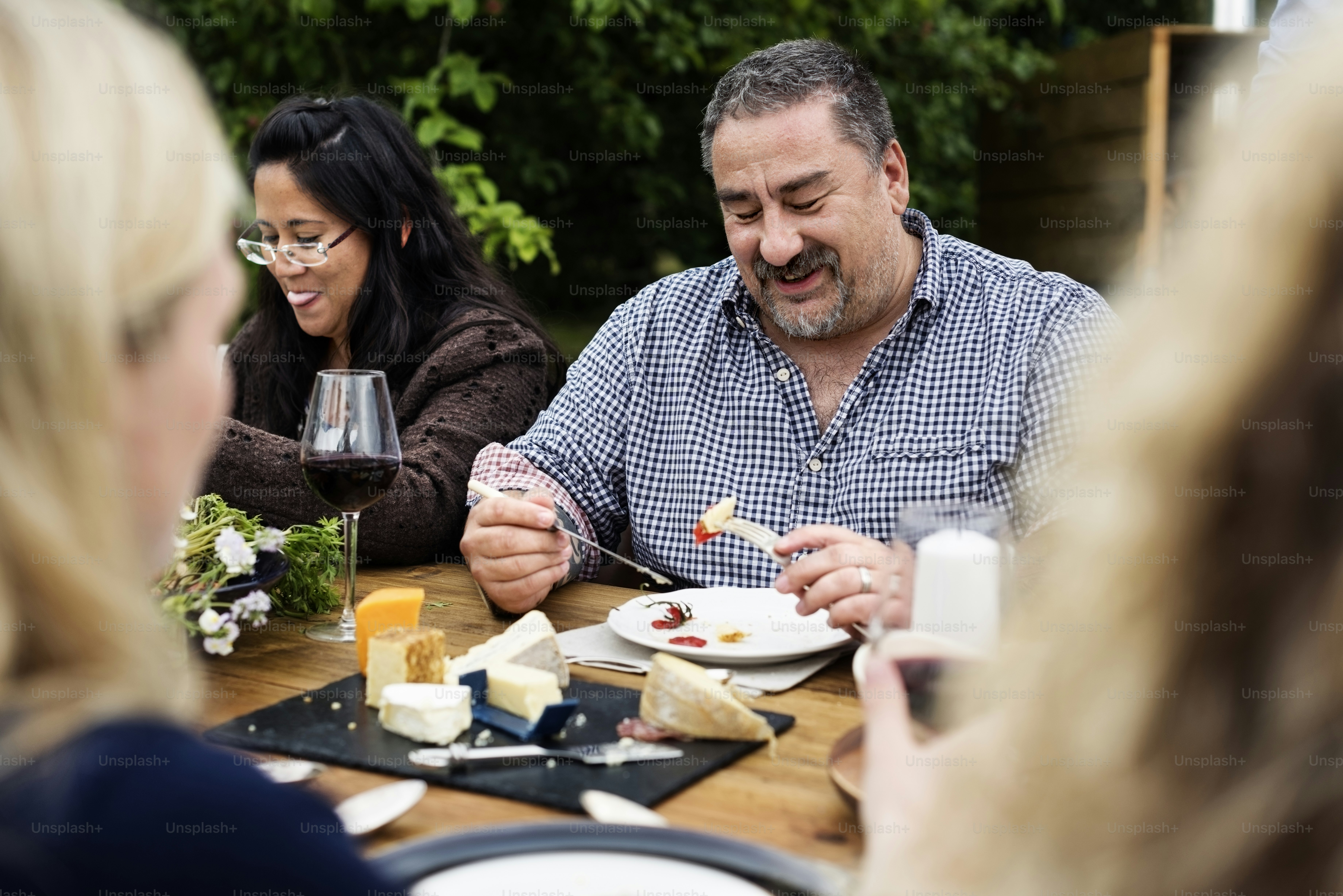 Group Of People Dining Konzept