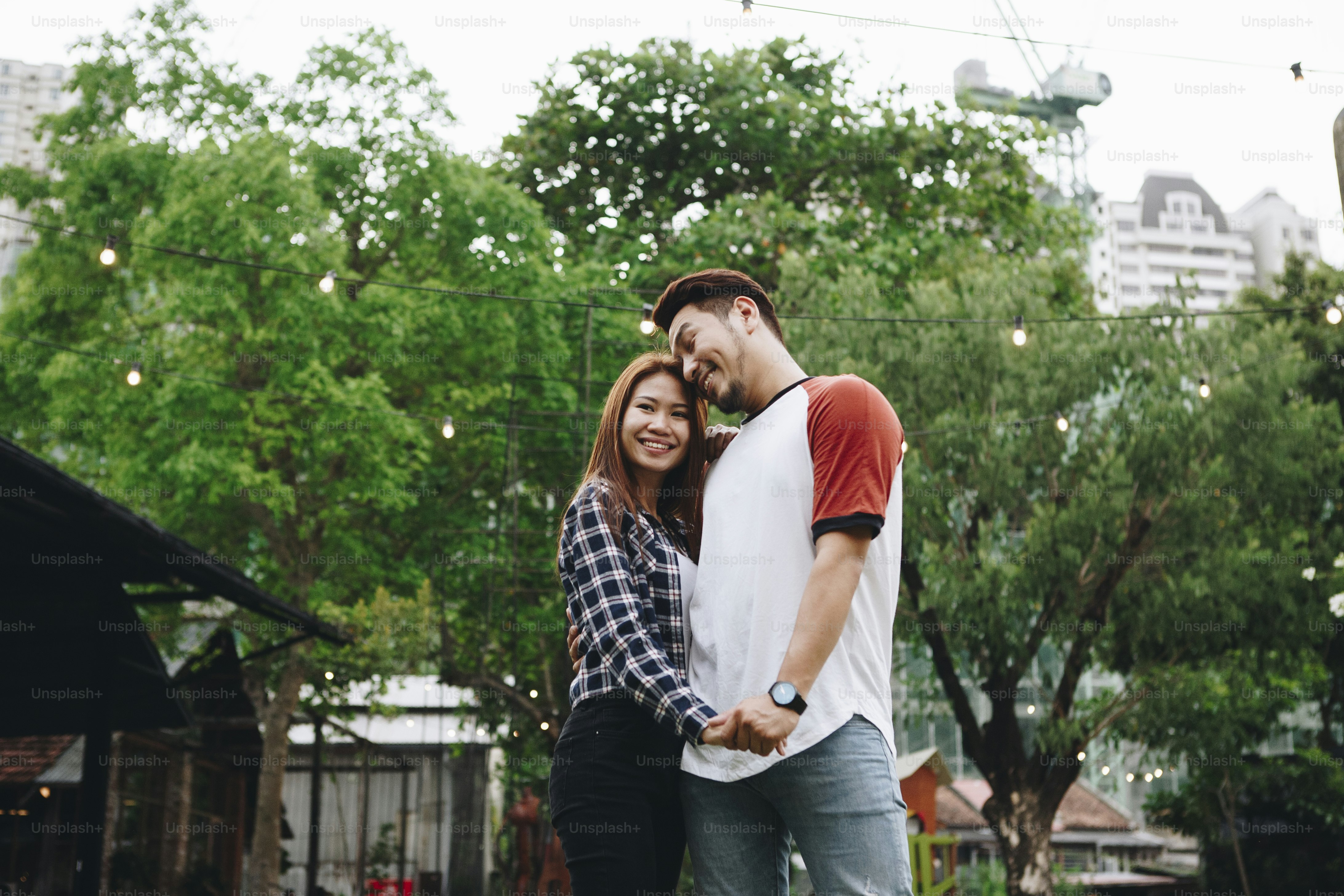 Lovely couple having a good time together photo – Adult Image on Unsplash