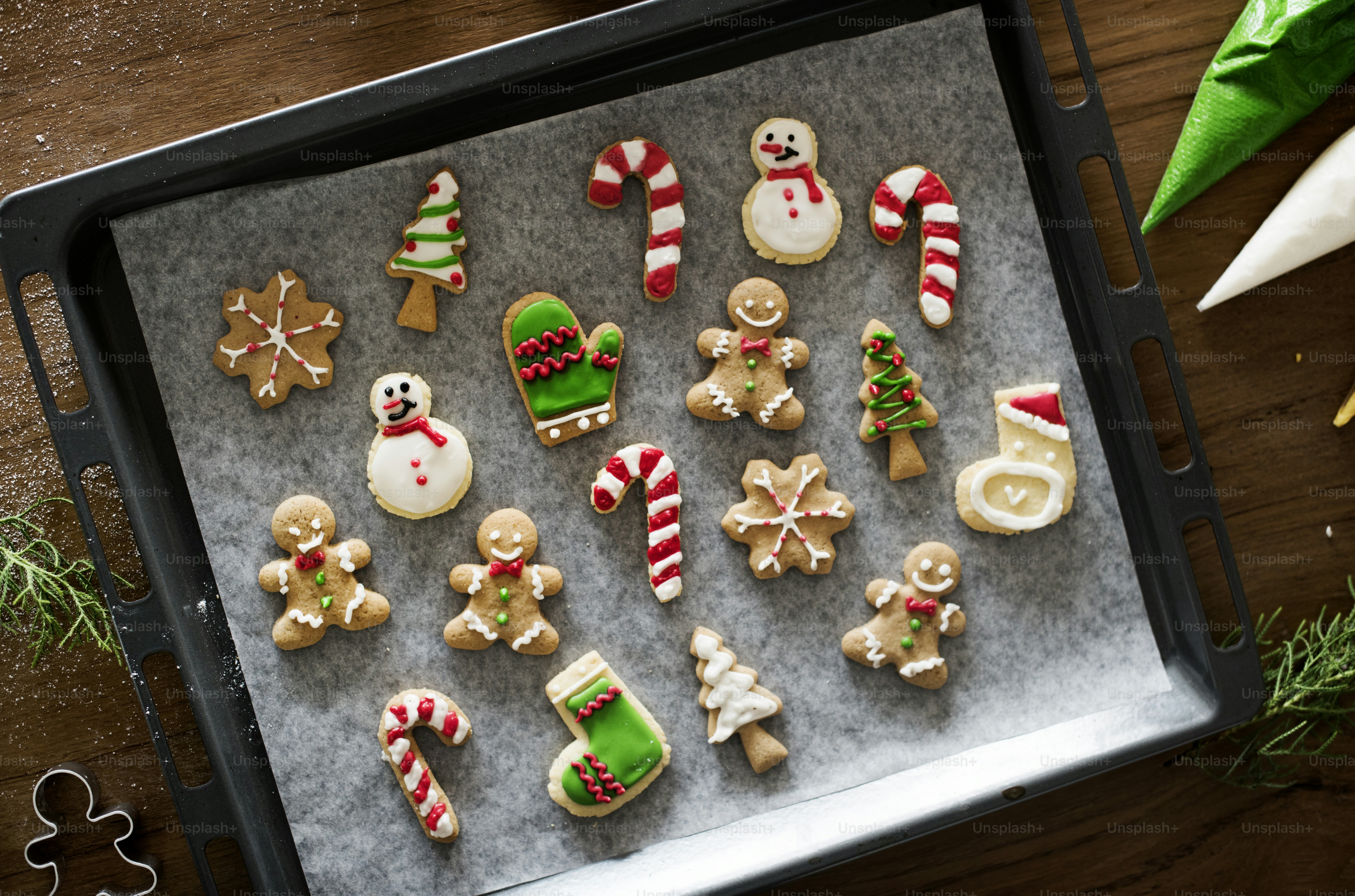 How Do Sheet Pan Dessert Recipes Simplify Holiday Baking?
