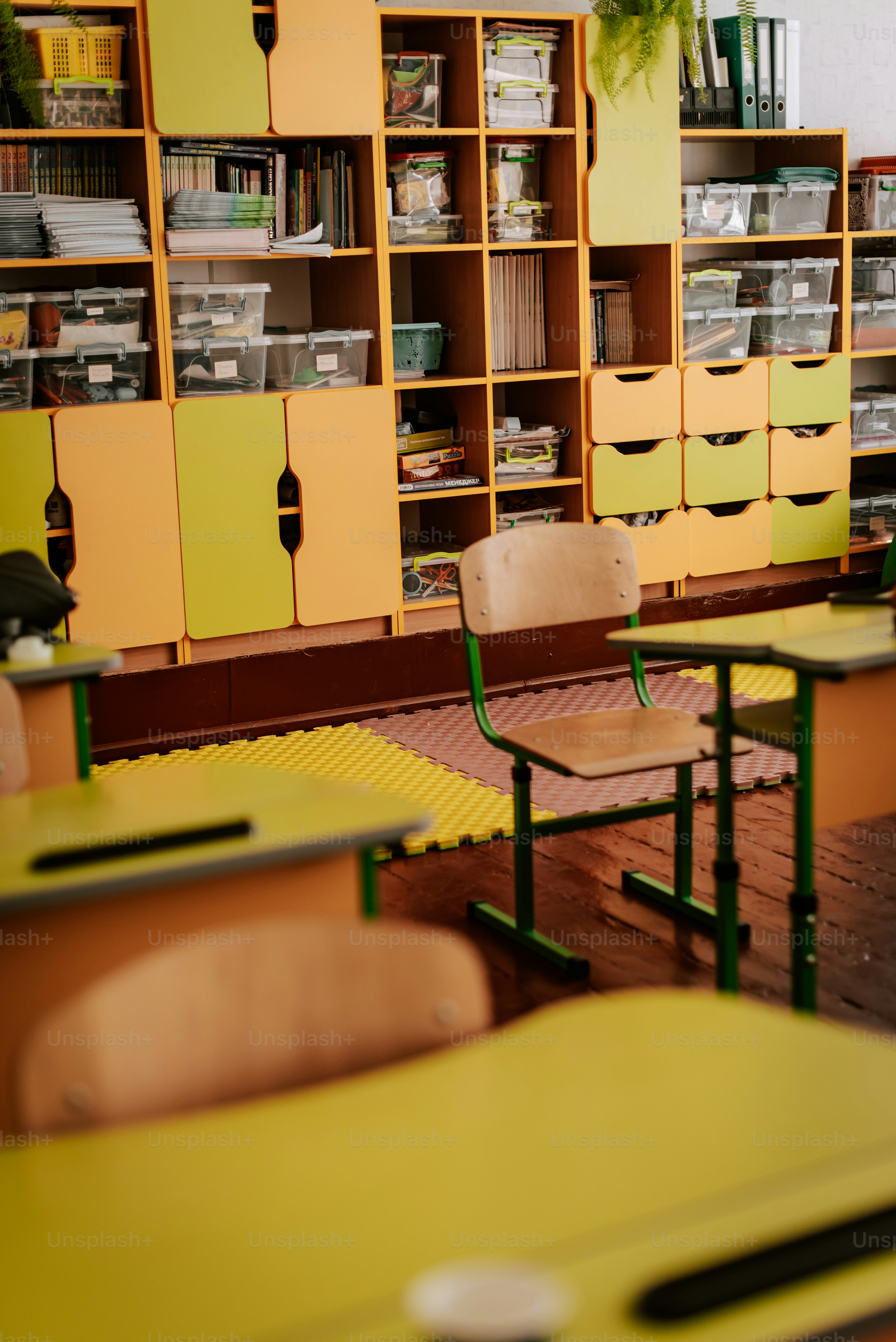 A room filled with lots of yellow and green furniture