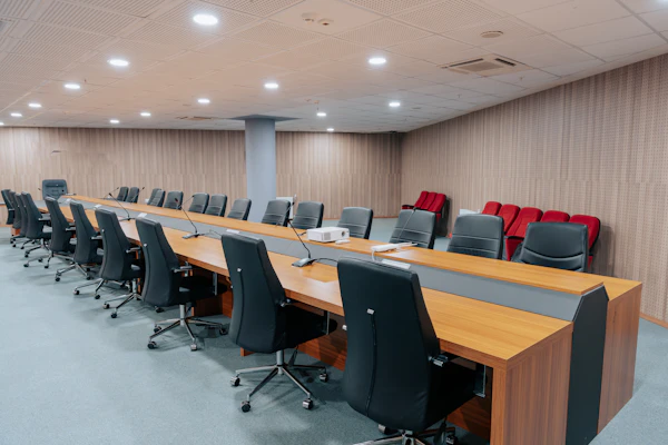 Atlanta corporate event venue - A conference room with a long table and chairs