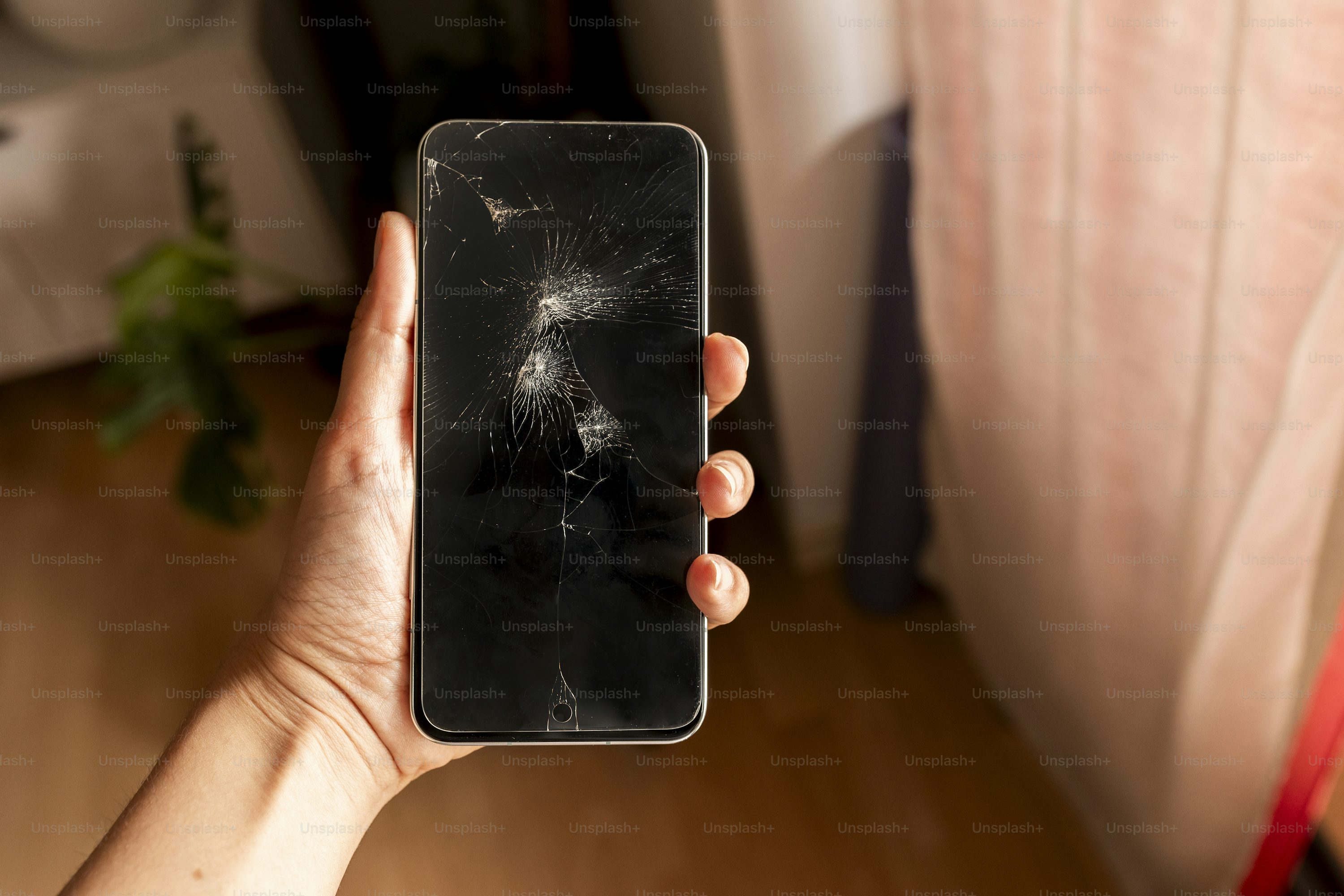 1000+ Broken Phone Pictures | Download Free Images on Unsplash