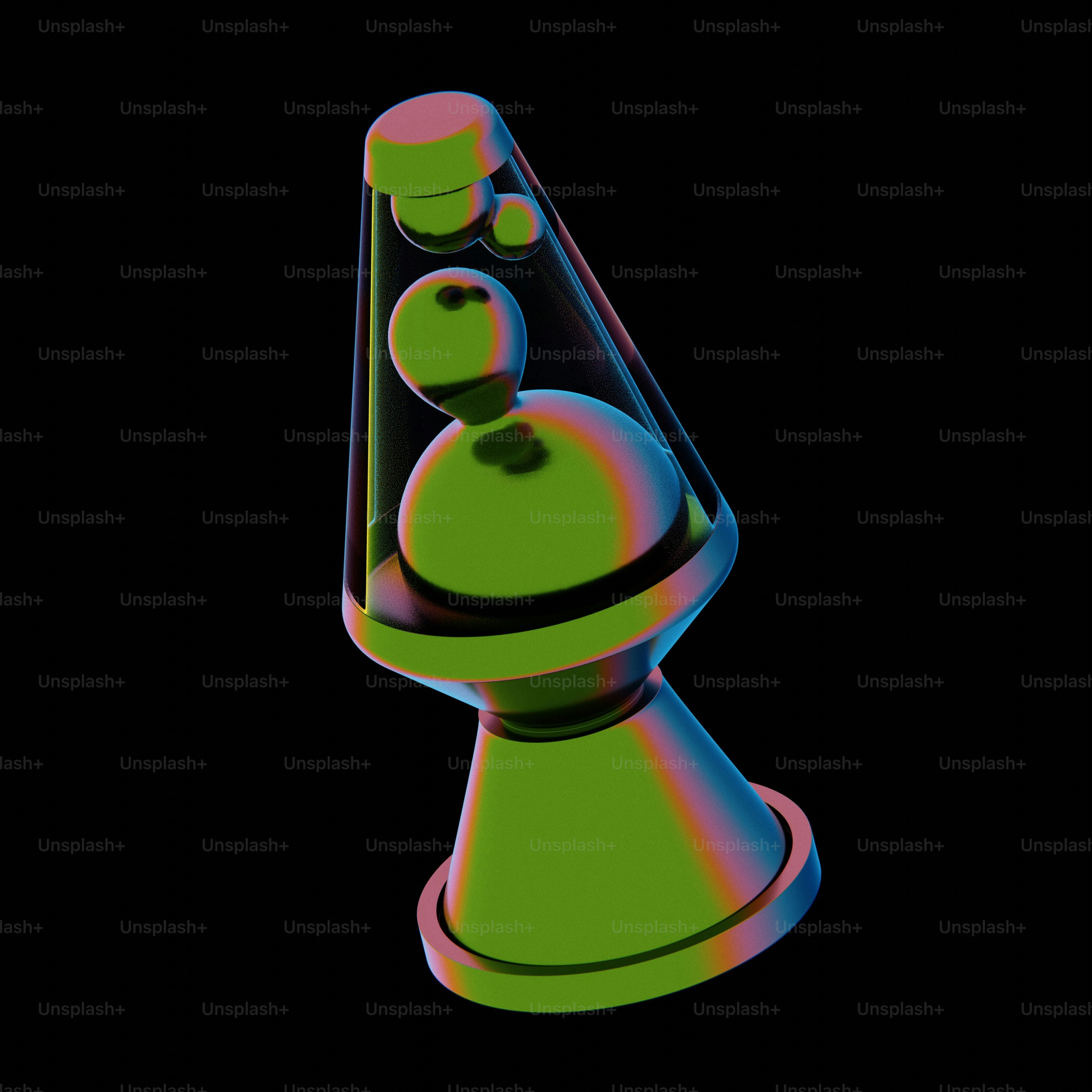 Eine grün-schwarze Schachfigur auf schwarzem Hintergrund