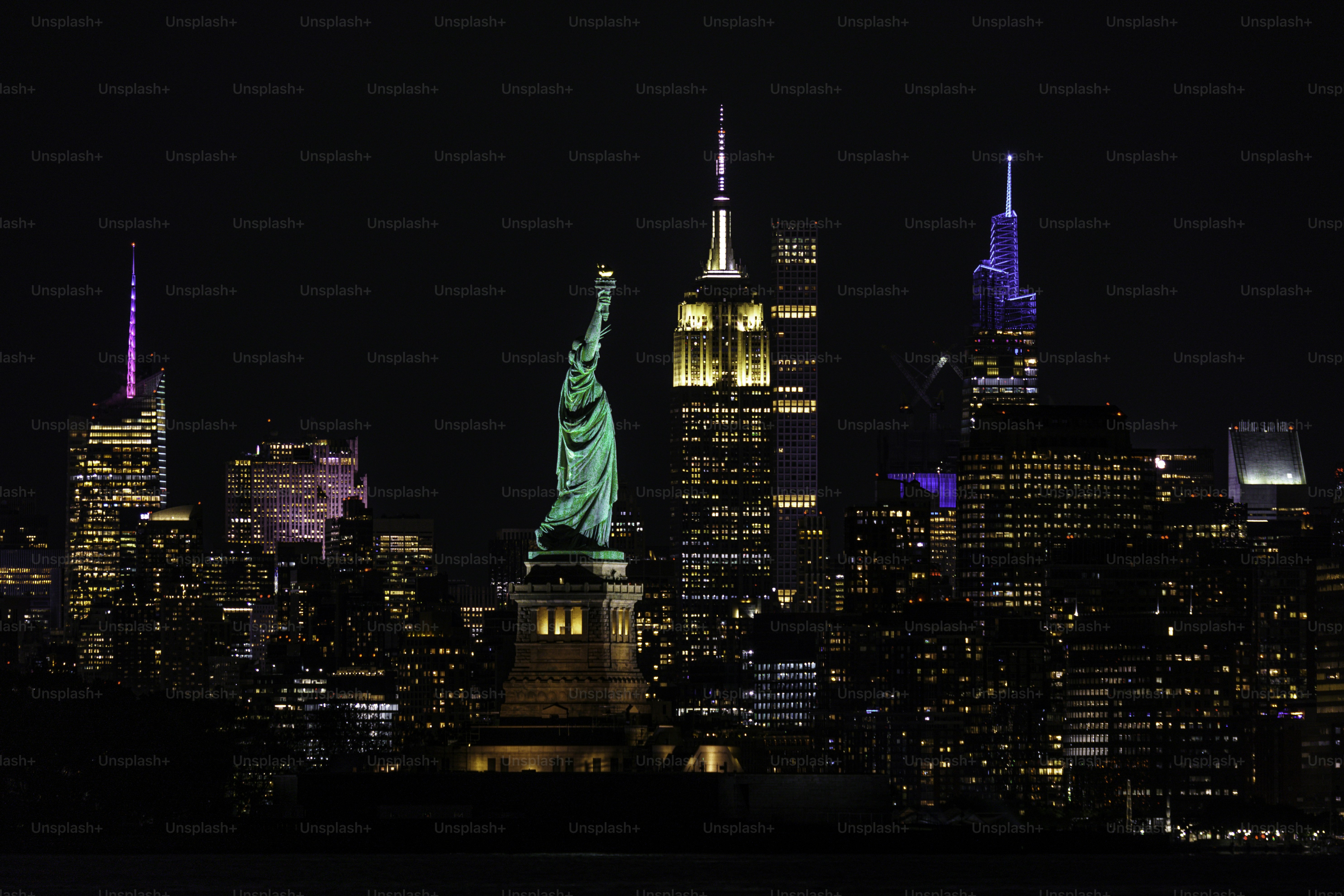 New York Skyline Night Pictures | Download Free Images on Unsplash, image size:3000x2000