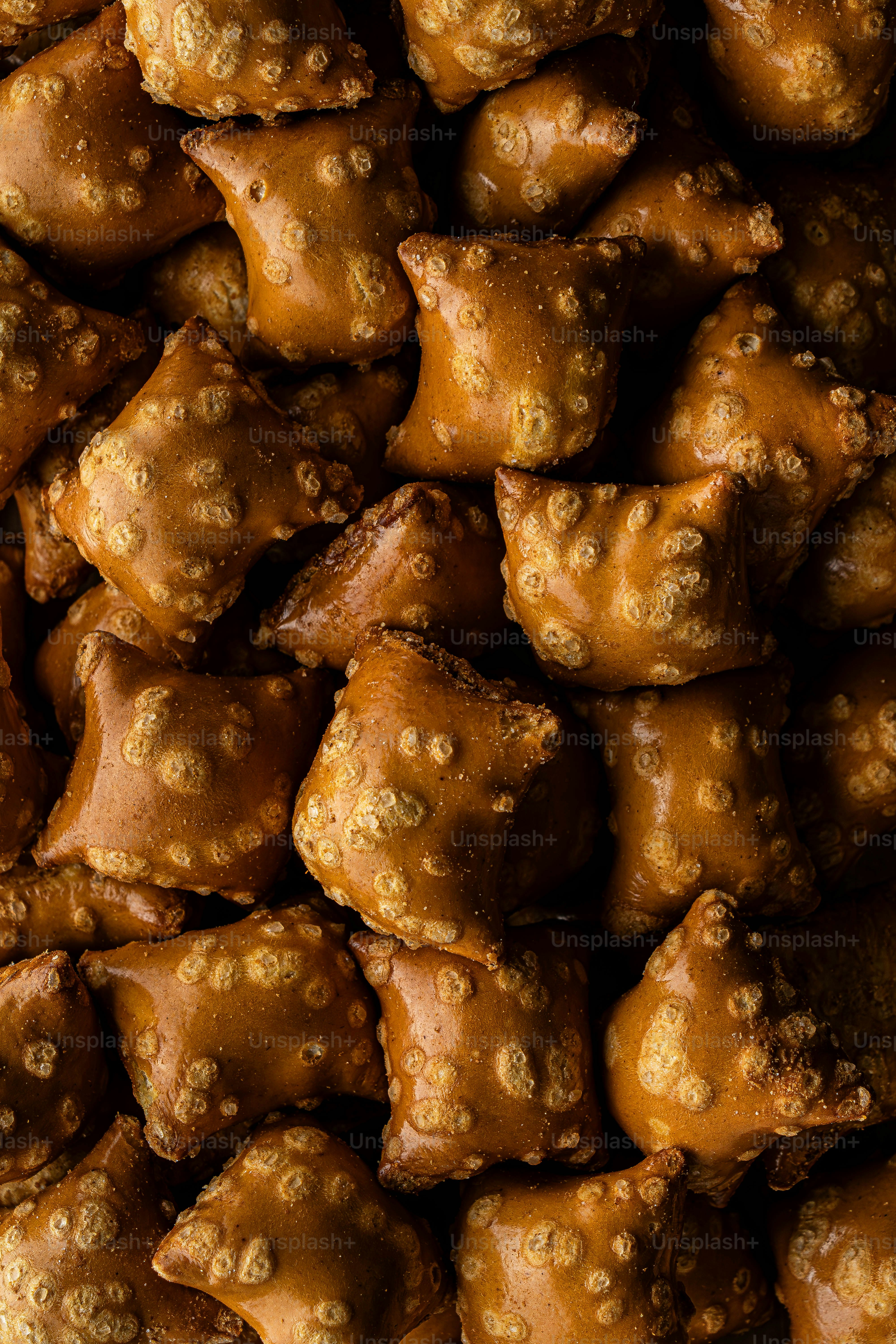 Nahaufnahme eines Haufens Donuts