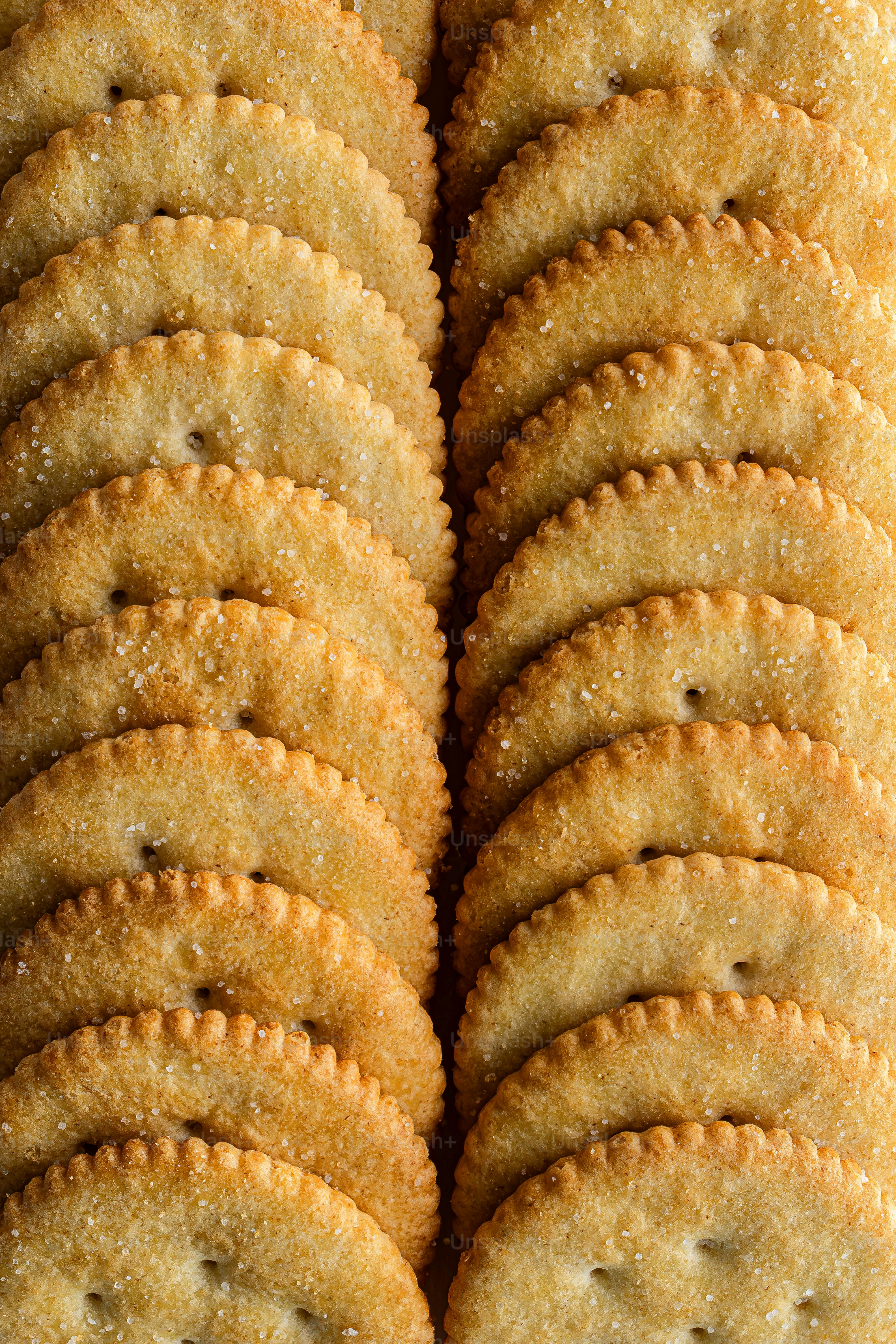 Nahaufnahme eines Tabletts mit Crackern