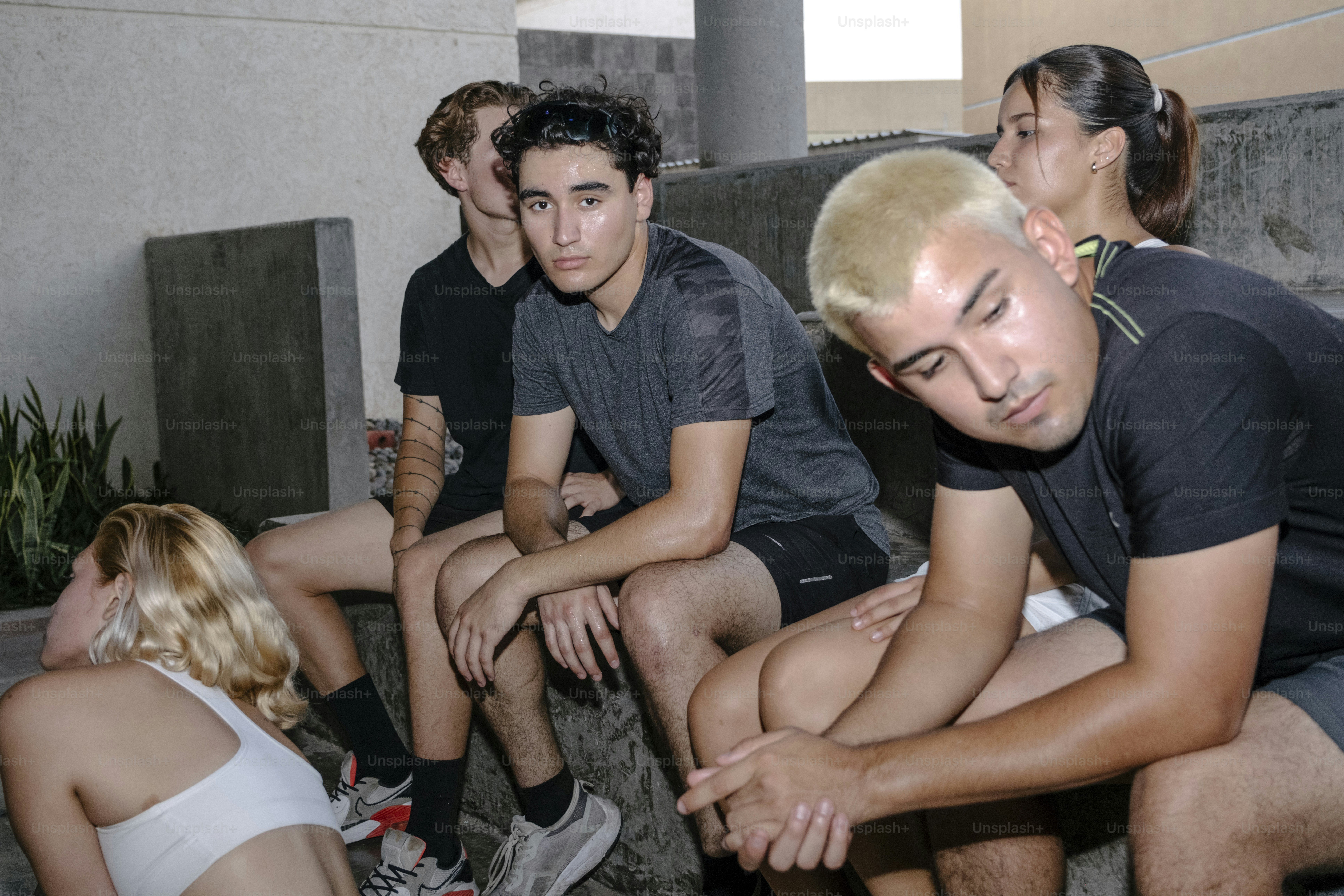 چربی‌سوزی در حالت نشسته، ماهیچه نعلی، تمرین در حالت نشسته، ورزش بدون تحرک، چربی‌سوزی بدون ورزش، تقویت ماهیچه ساق پا، ورزش در محل کار، افزایش متابولیسم، سوخت‌وساز بدن، کاهش قند خونپیشگیری از دیابت، بهبود سلامت قلب، تمرین ساده برای سلامتی، ورزش برای افراد پشت میز نشین، روش چربی‌سوزی آسان، کالری‌سوزی در حین نشستن، تمرین سبک در خانه، تقویت عضلات پایین‌تنه، کنترل انسولین، کاهش خطر بیماری قلبی