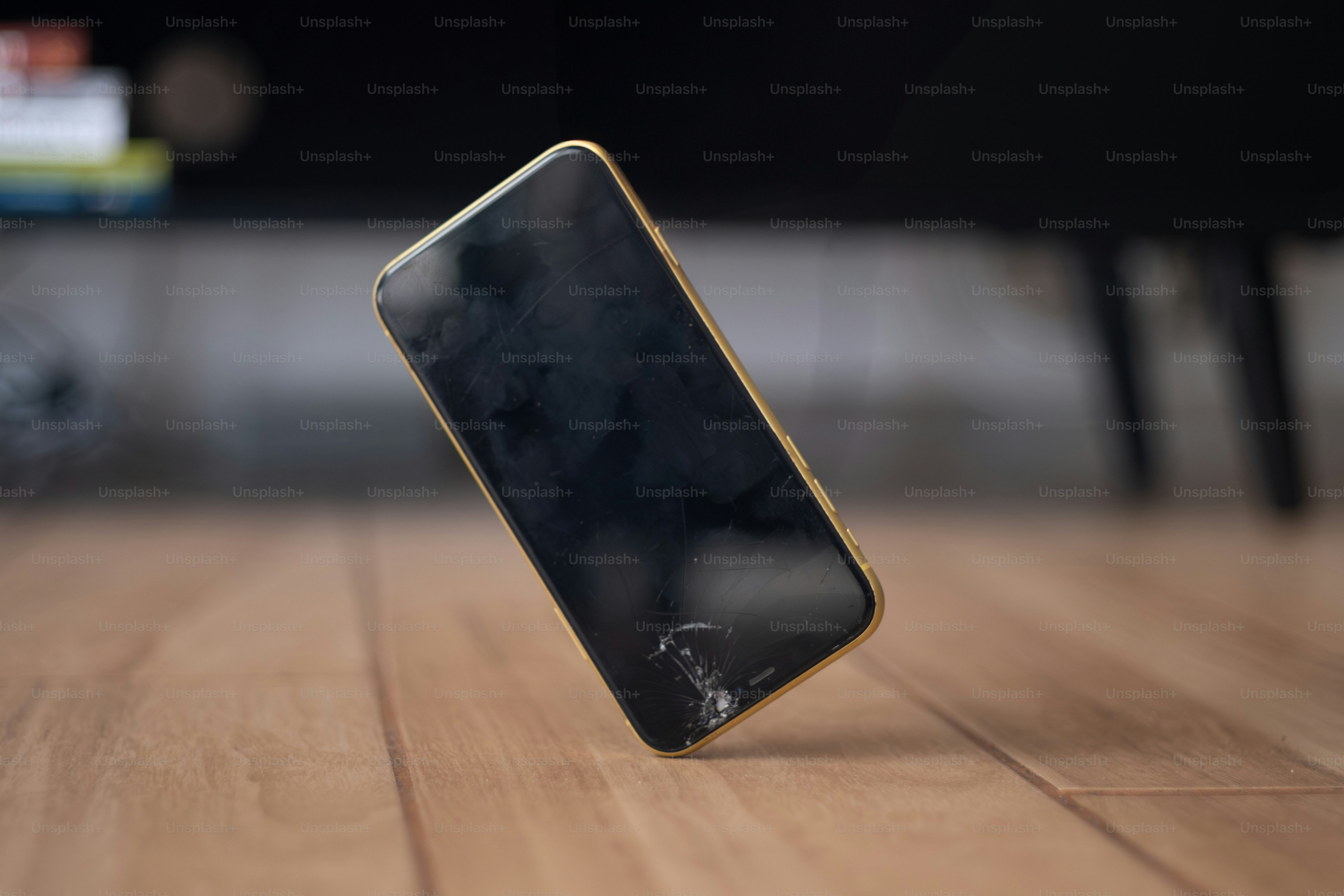 كيفية صيانة الهواتف الذكية