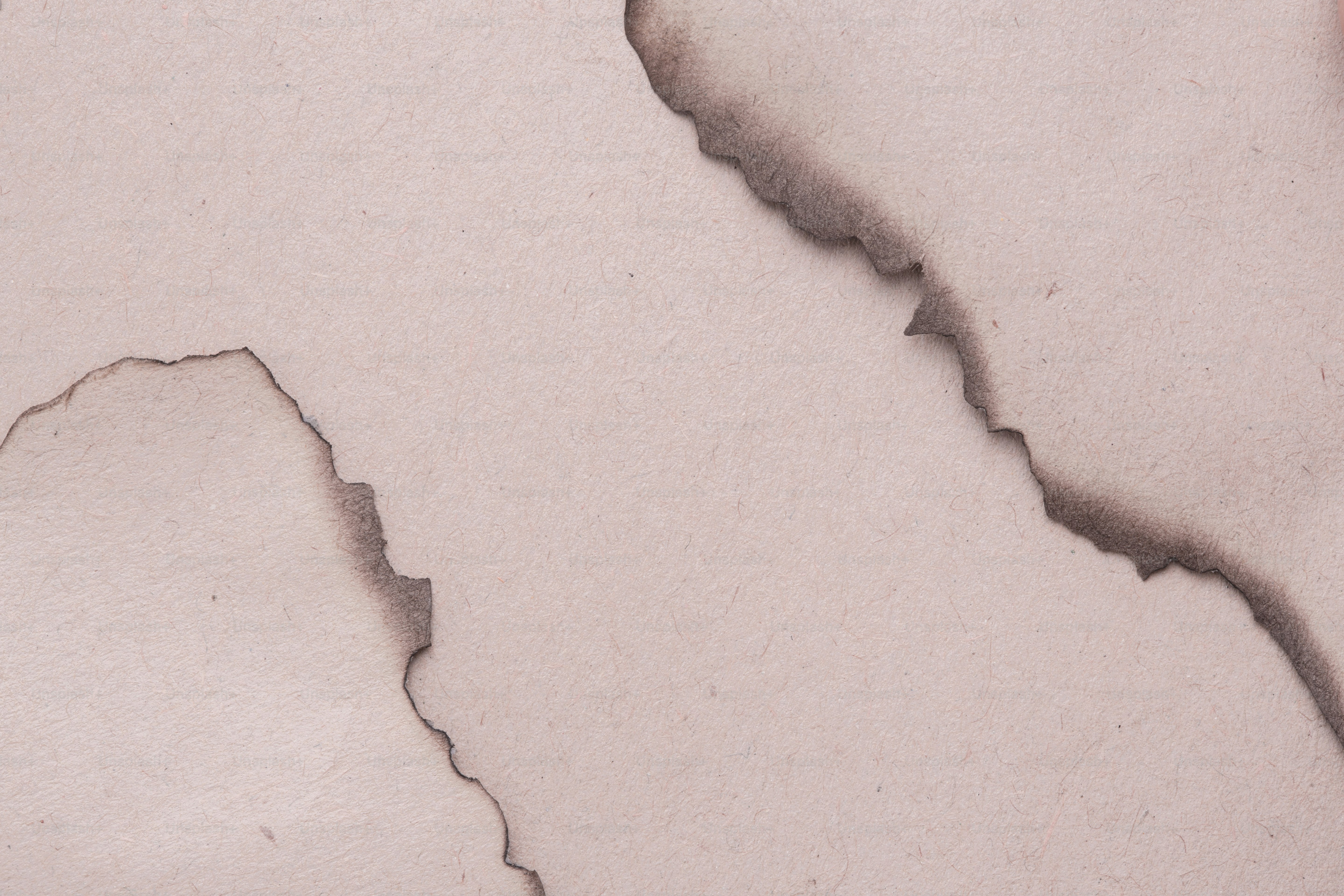 Un pezzo di carta con un buco