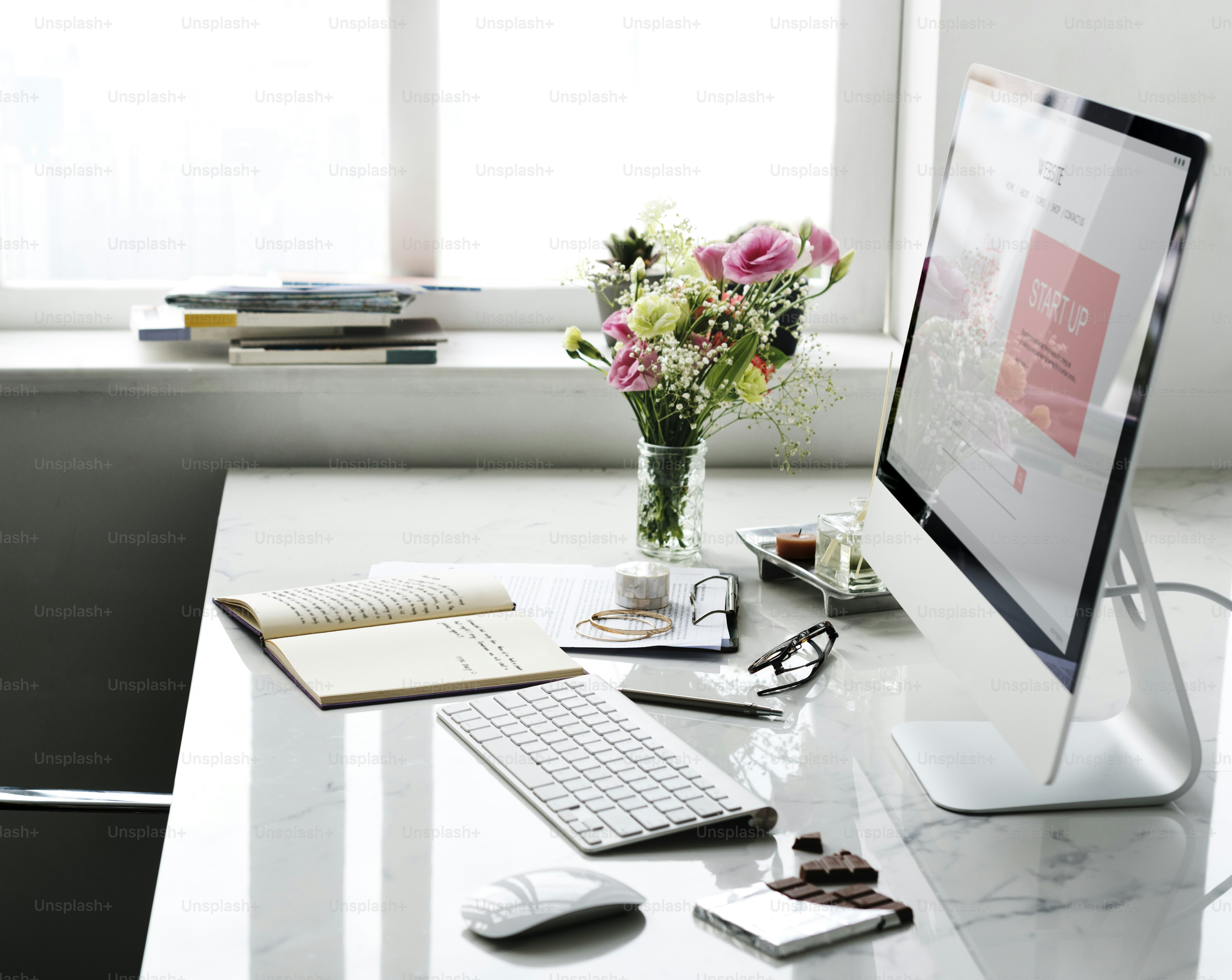 Can Professional Flower Storage Methods Be Used at Home?