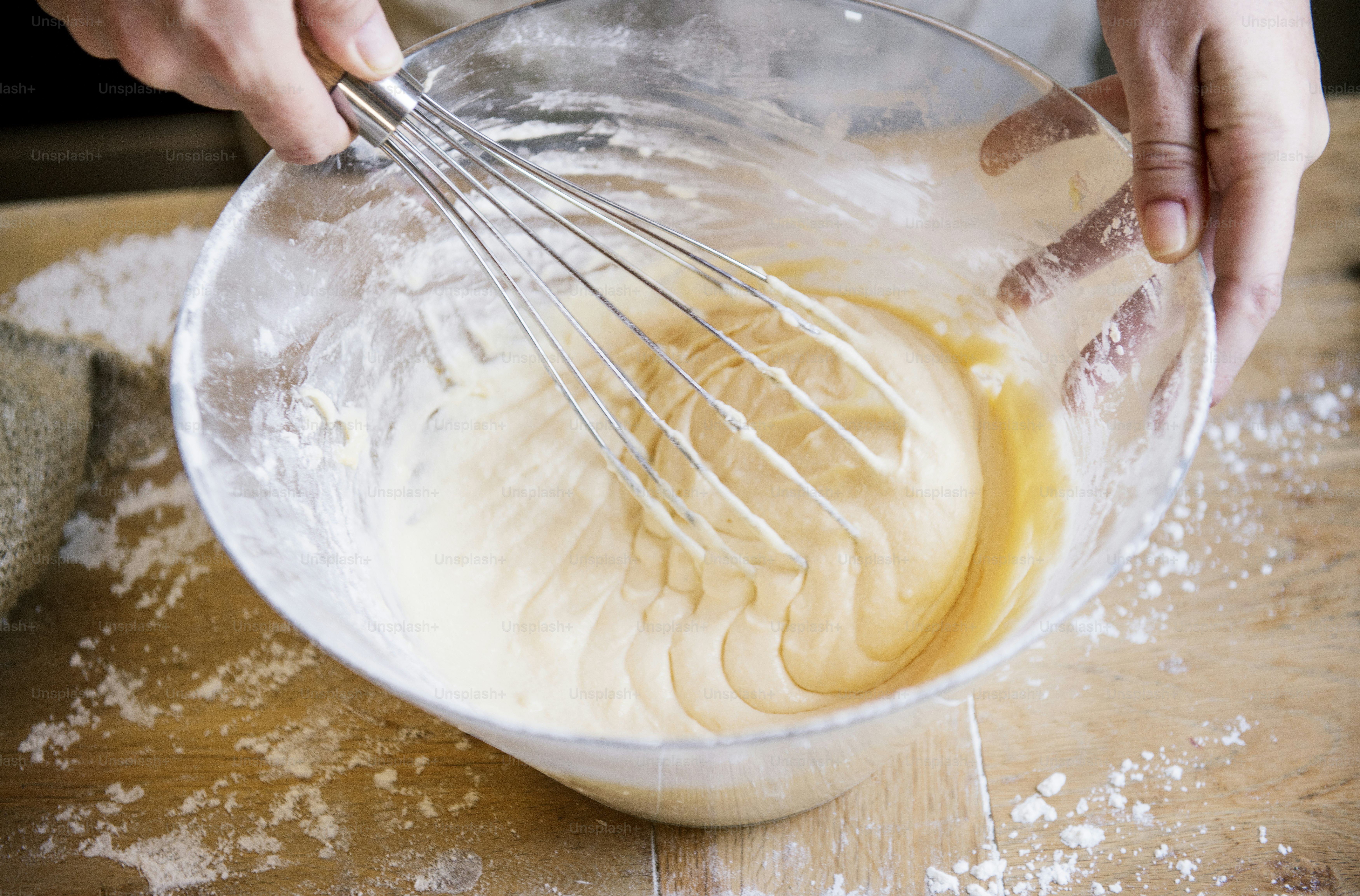 Cake batter food photography recipe idea photo – Hand Image on Unsplash