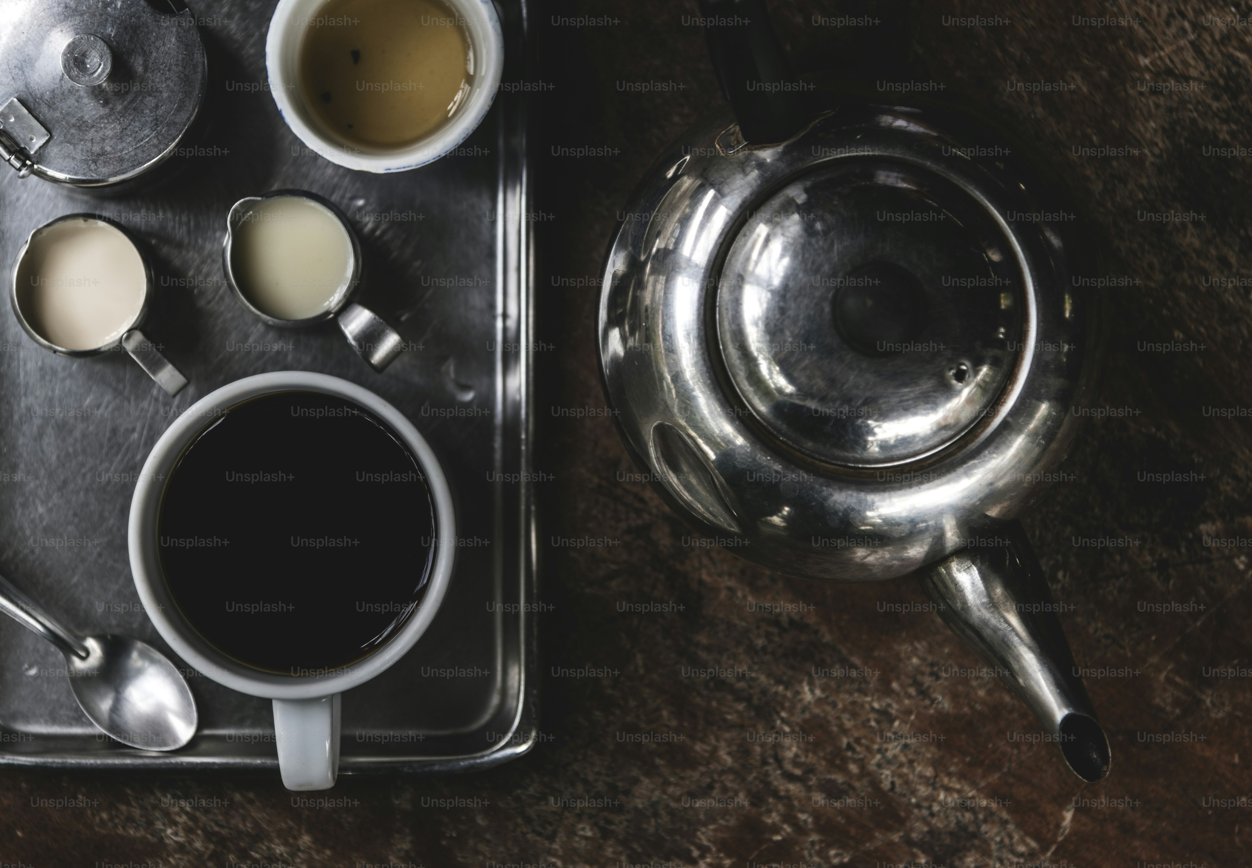 Asiatisches Kaffeeservice im alten Stil