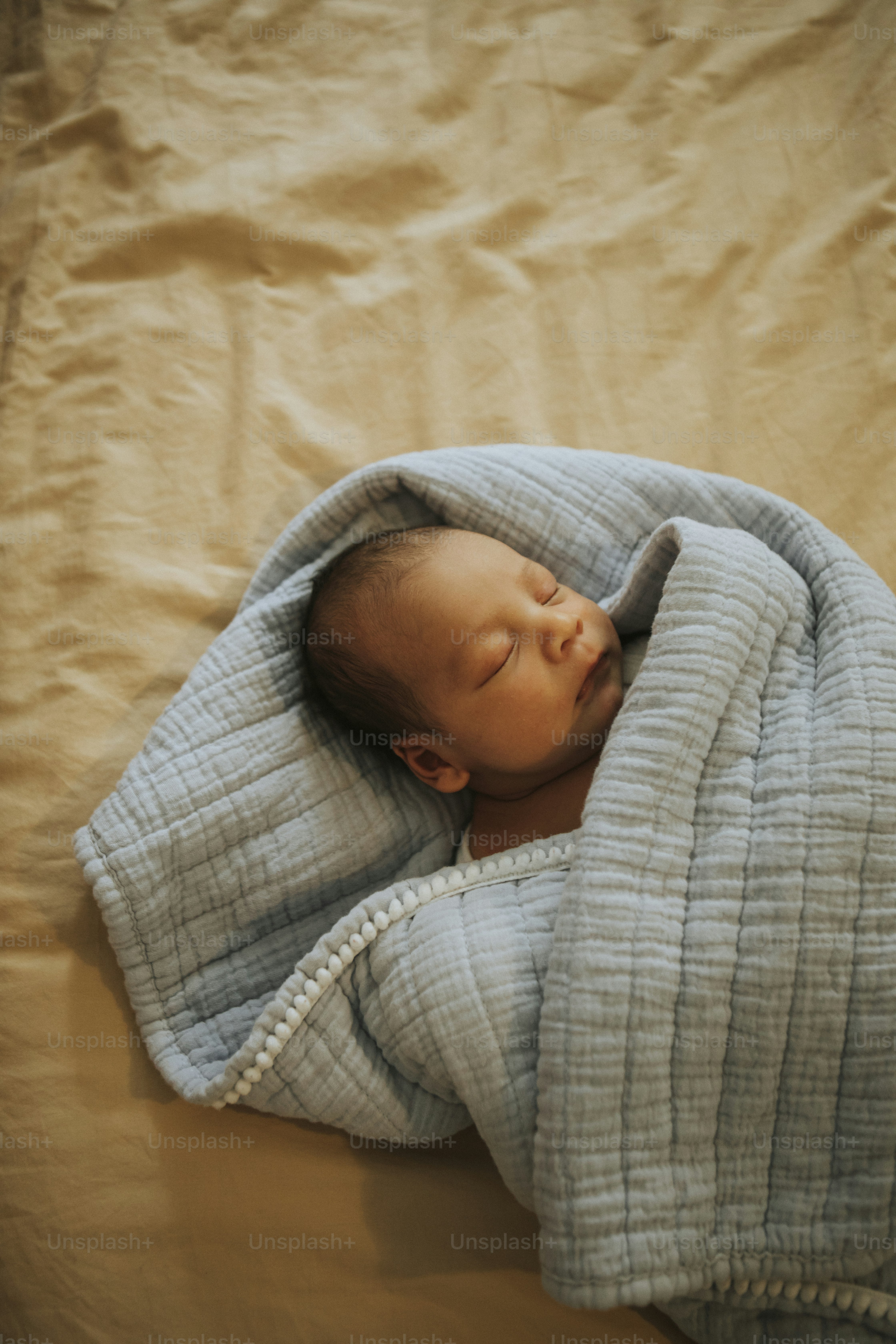 Imágenes de Bebe Recien Nacido Negro | Descarga imágenes gratuitas en  Unsplash, image size:3000x4500