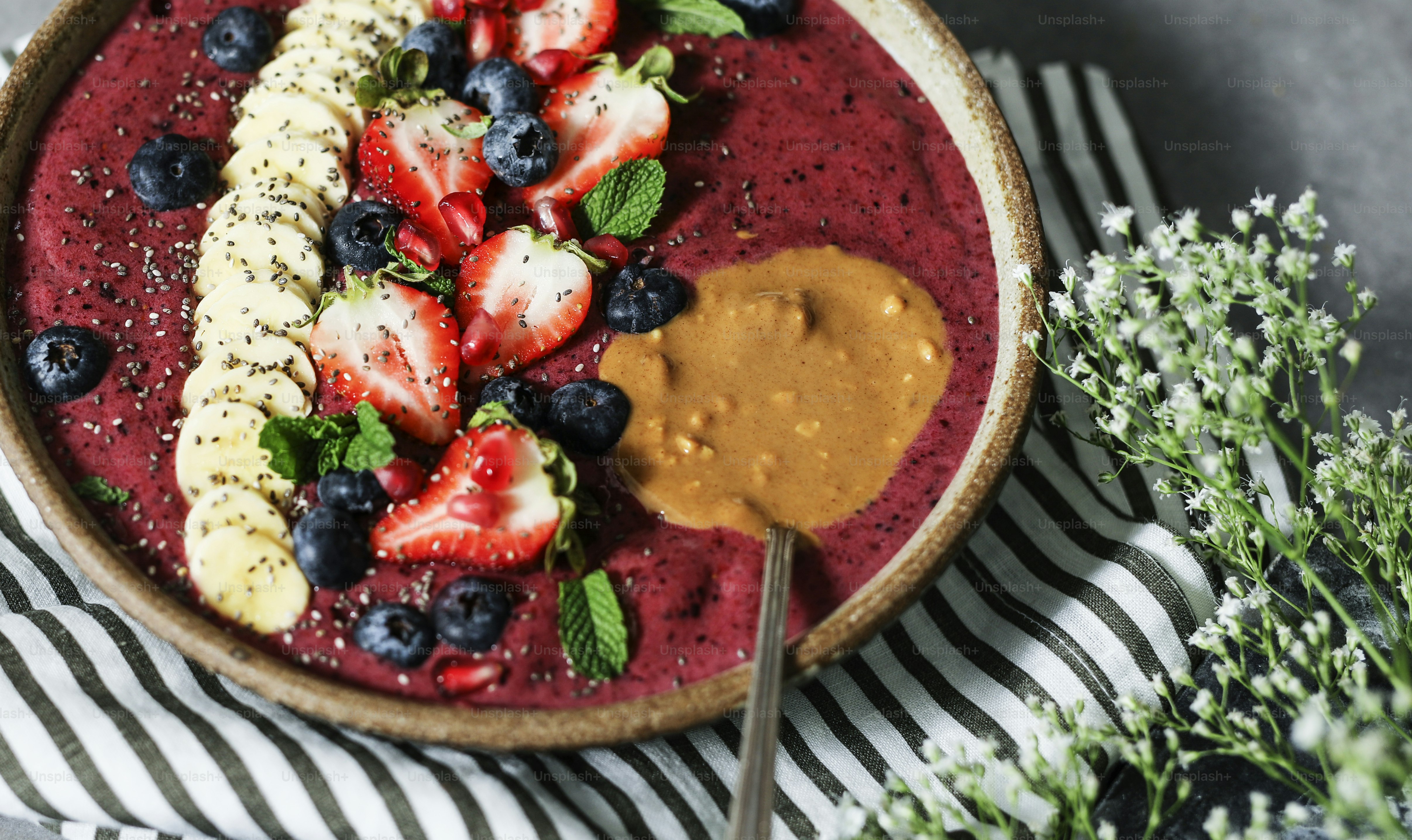 Acai bowl filled with good antioxidants