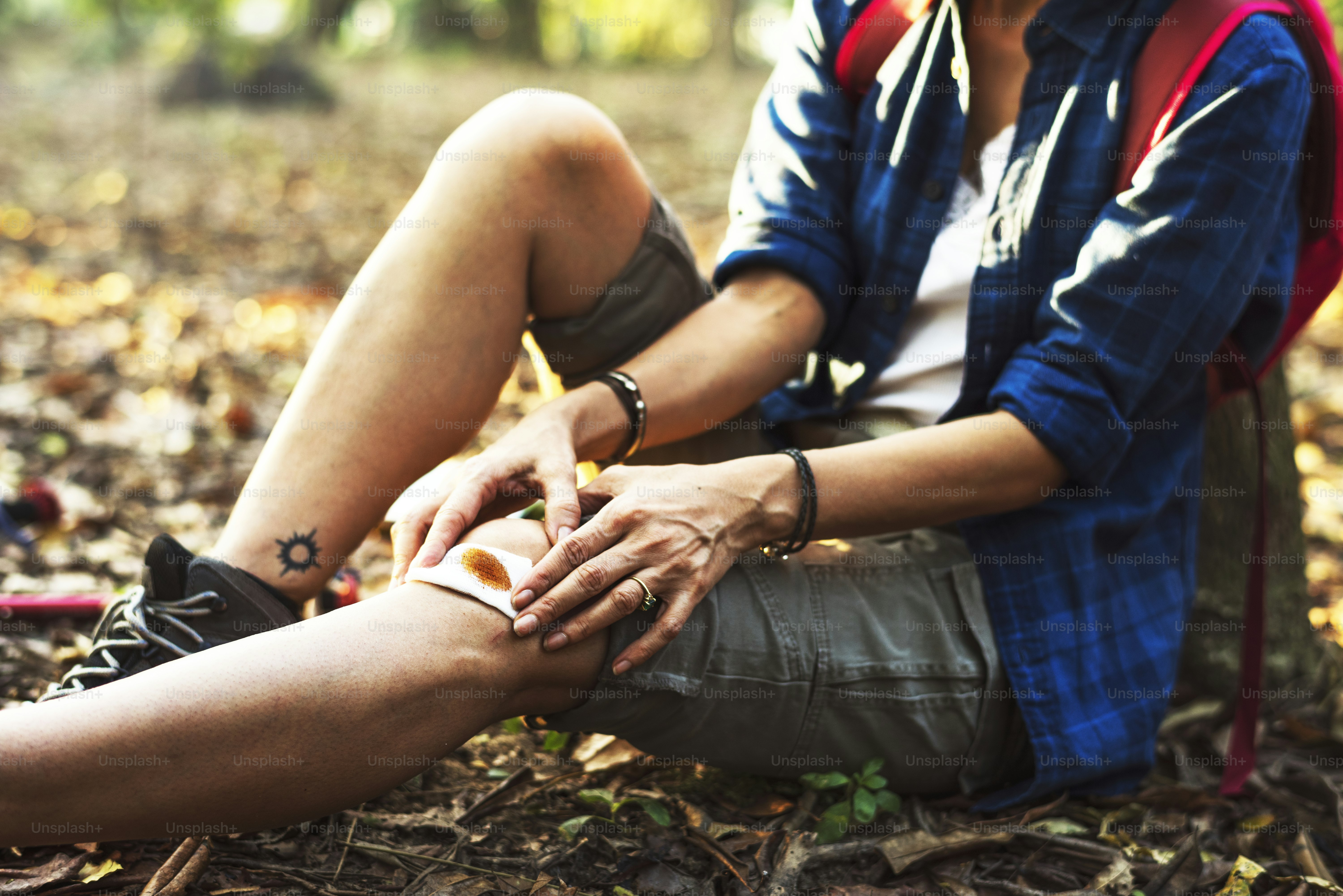 Woman slighty hurt while trekking