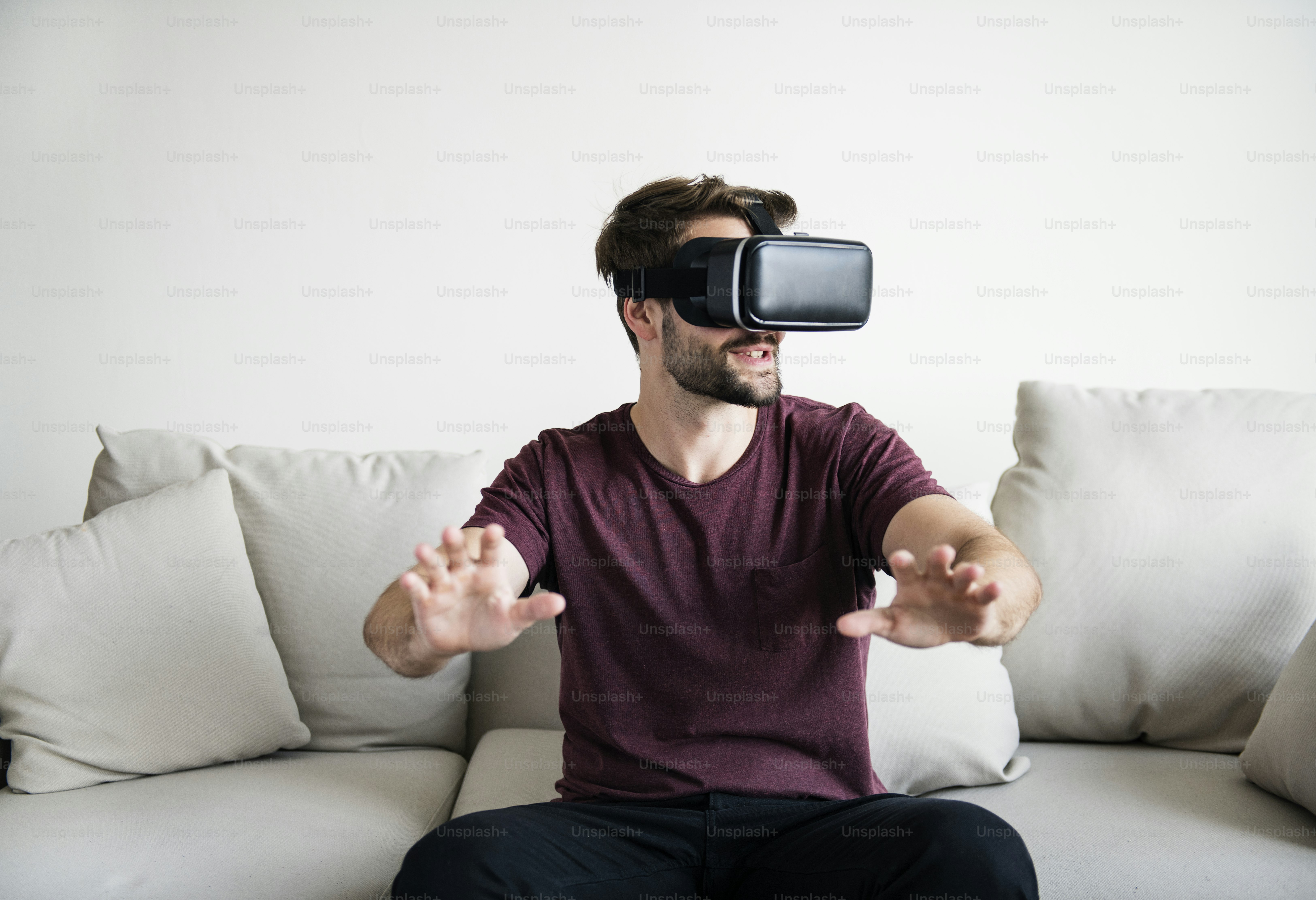 White man enjoying VR