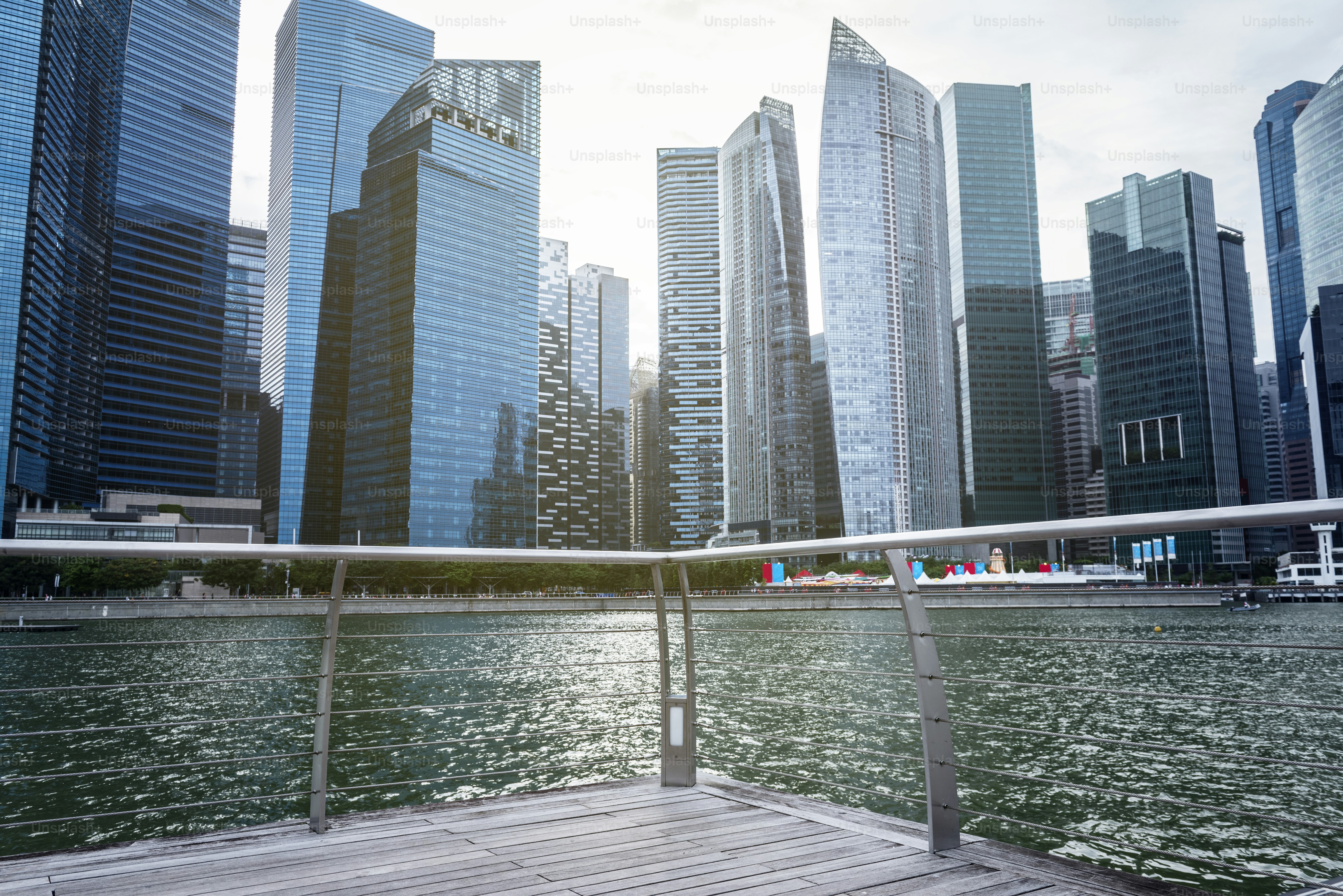 Pemandangan kota Singapura, pusat penegakan hukum kejahatan keuangan