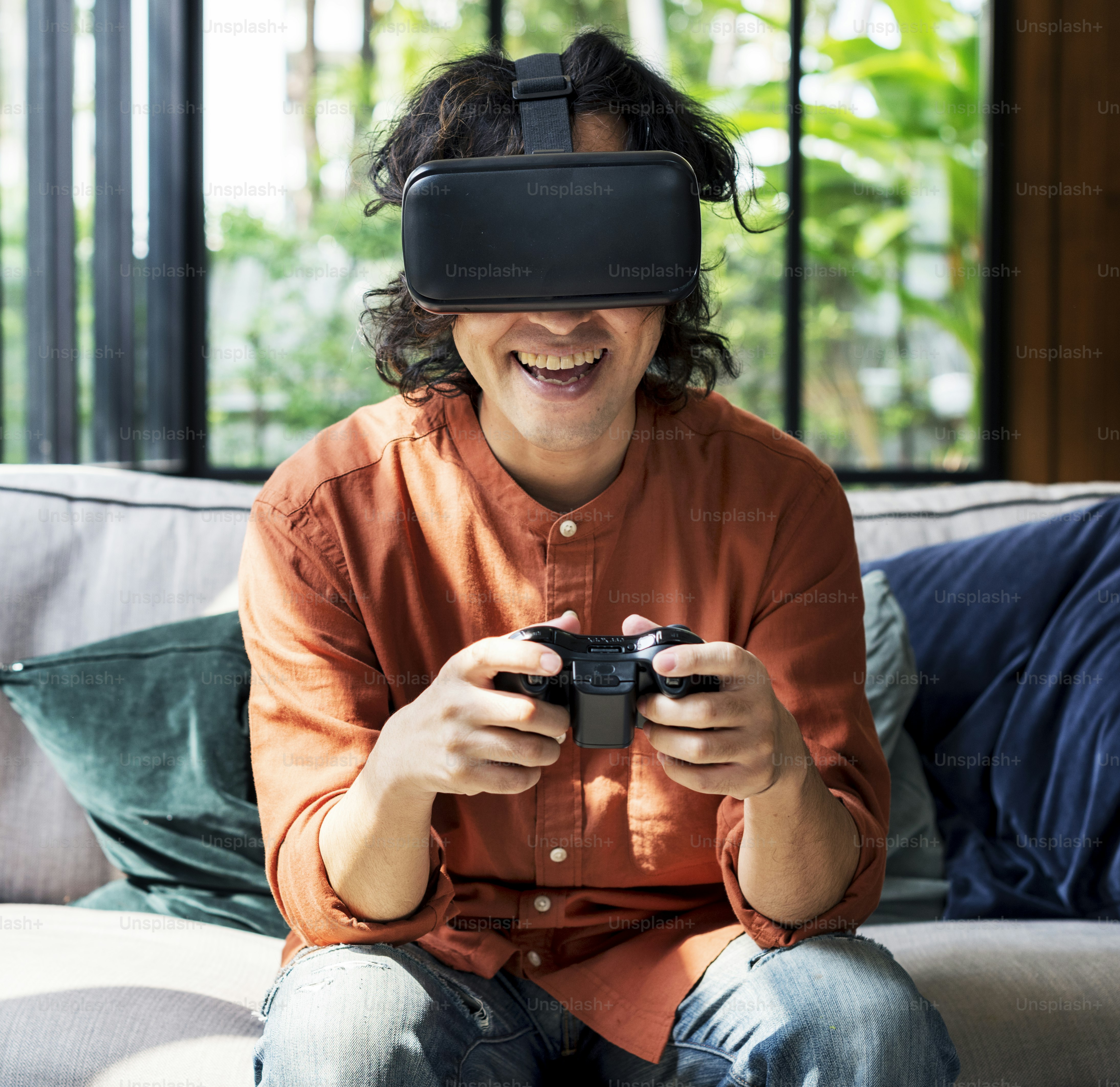 People enjoying virtual reality goggles