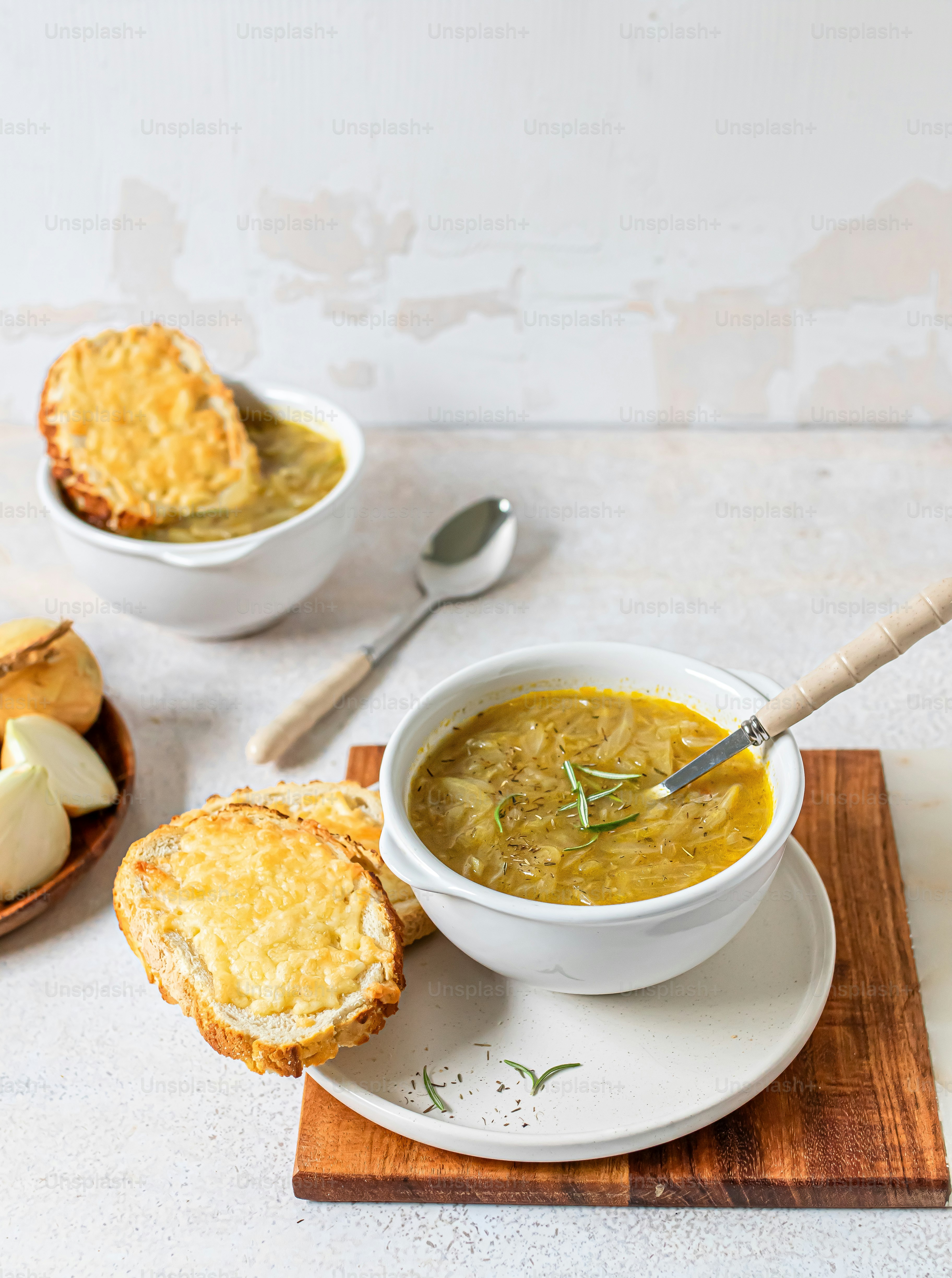 Soupe à l'Oignon Gratinée