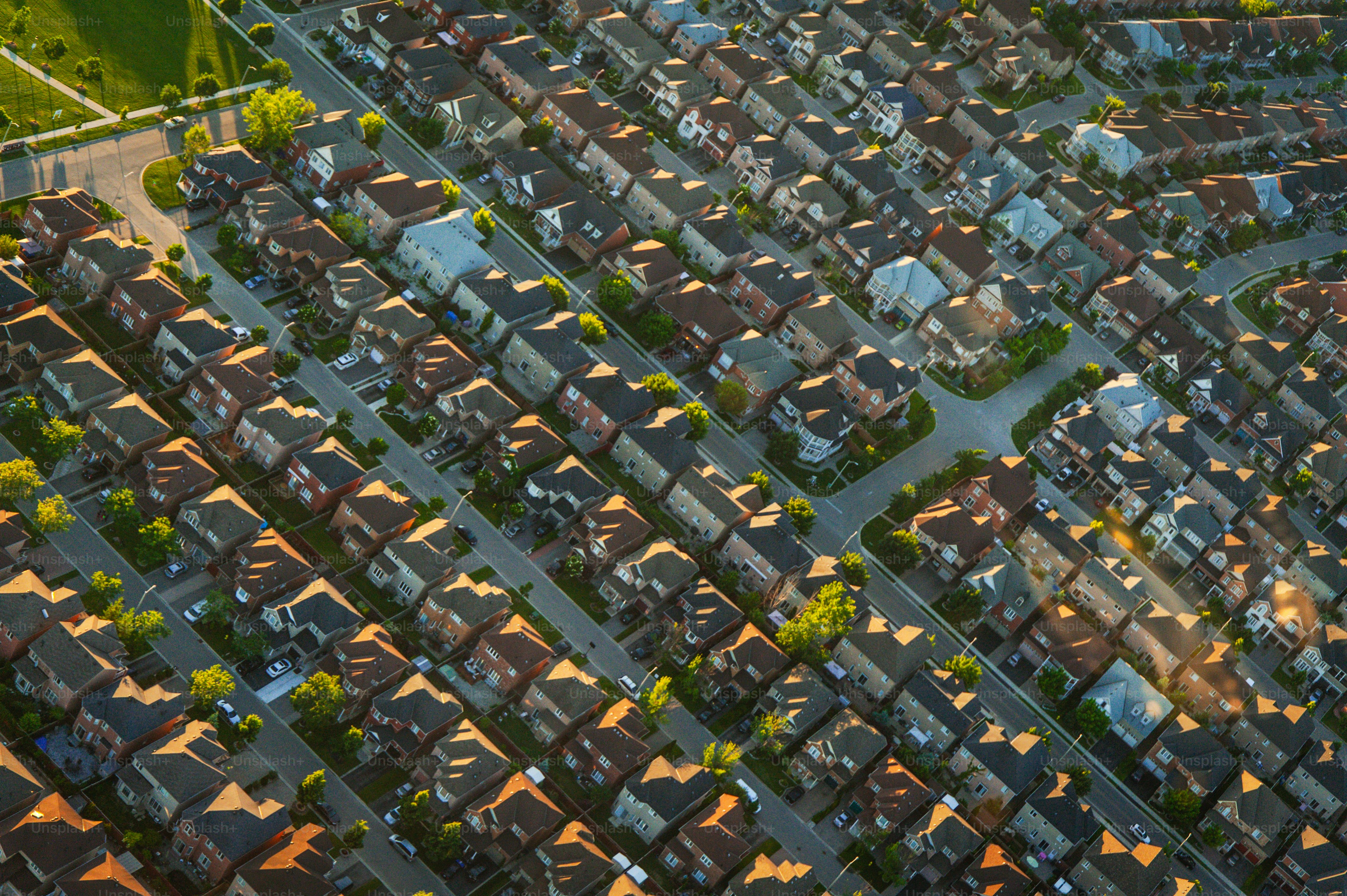A bird's eye view of a residential area