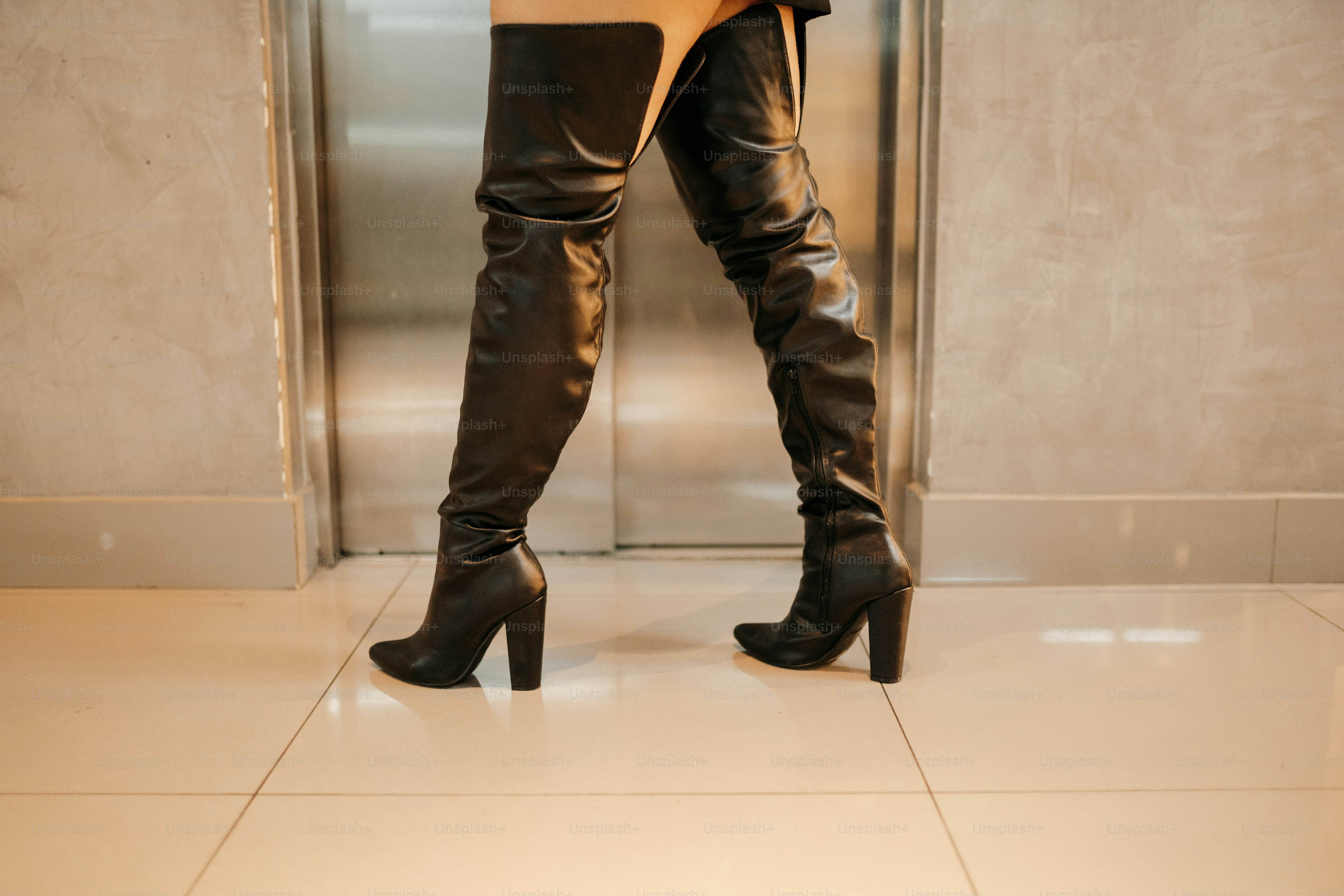Which Beatnix Costume Shop Thigh High Boots Match Latex Costumes Best?