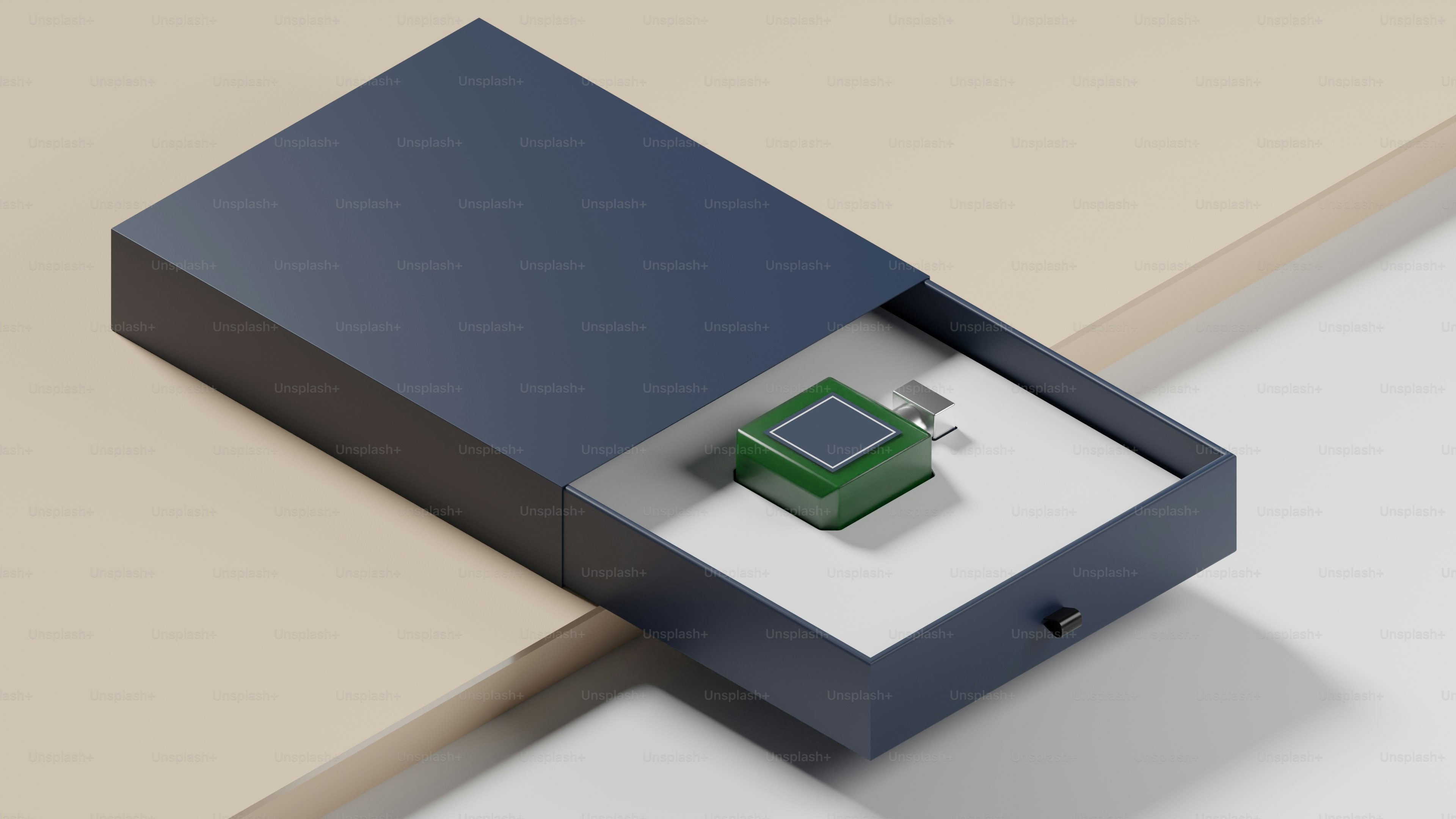 안에 시계가 들어 있는 상자