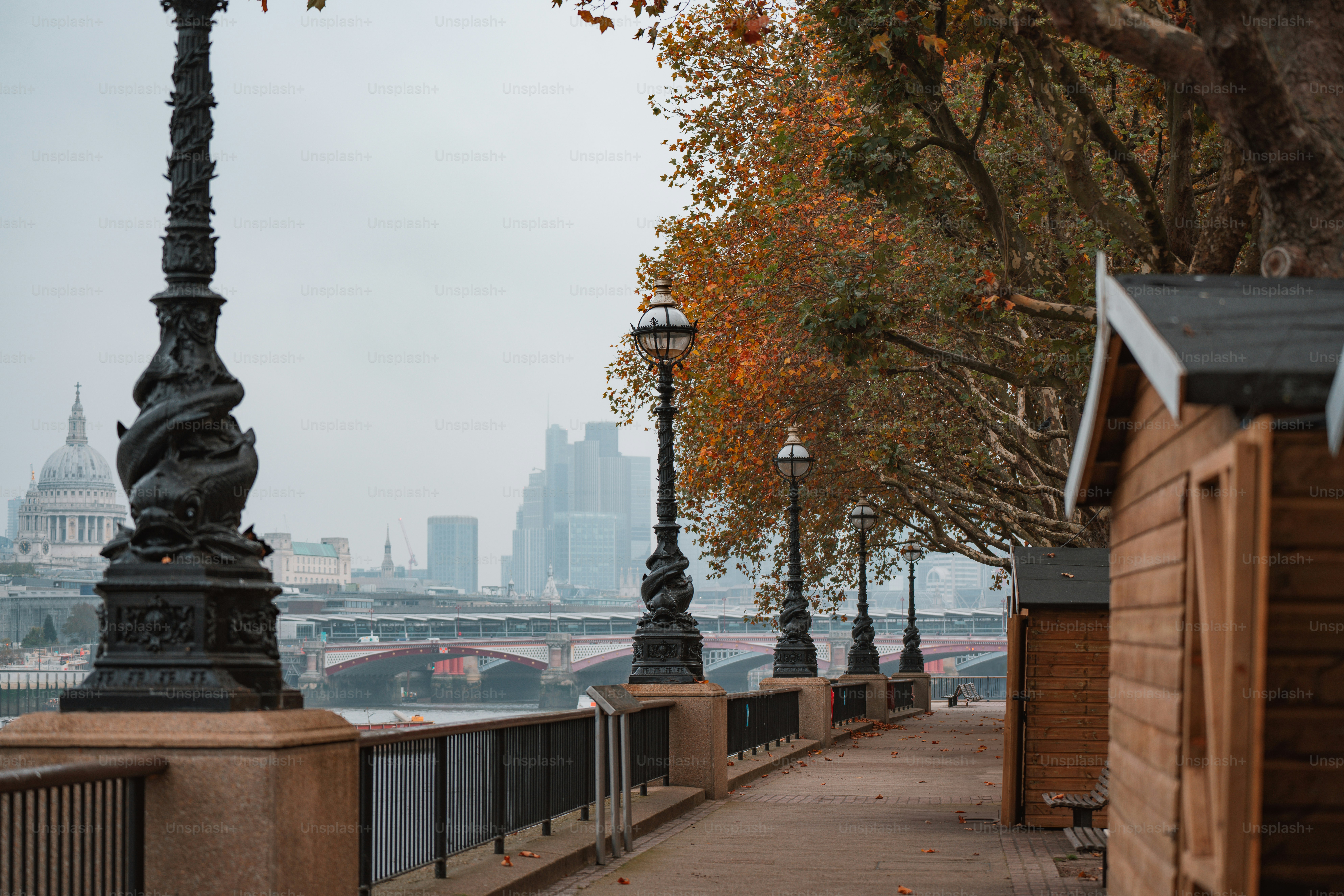 Rotherhithe to Tower Bridge