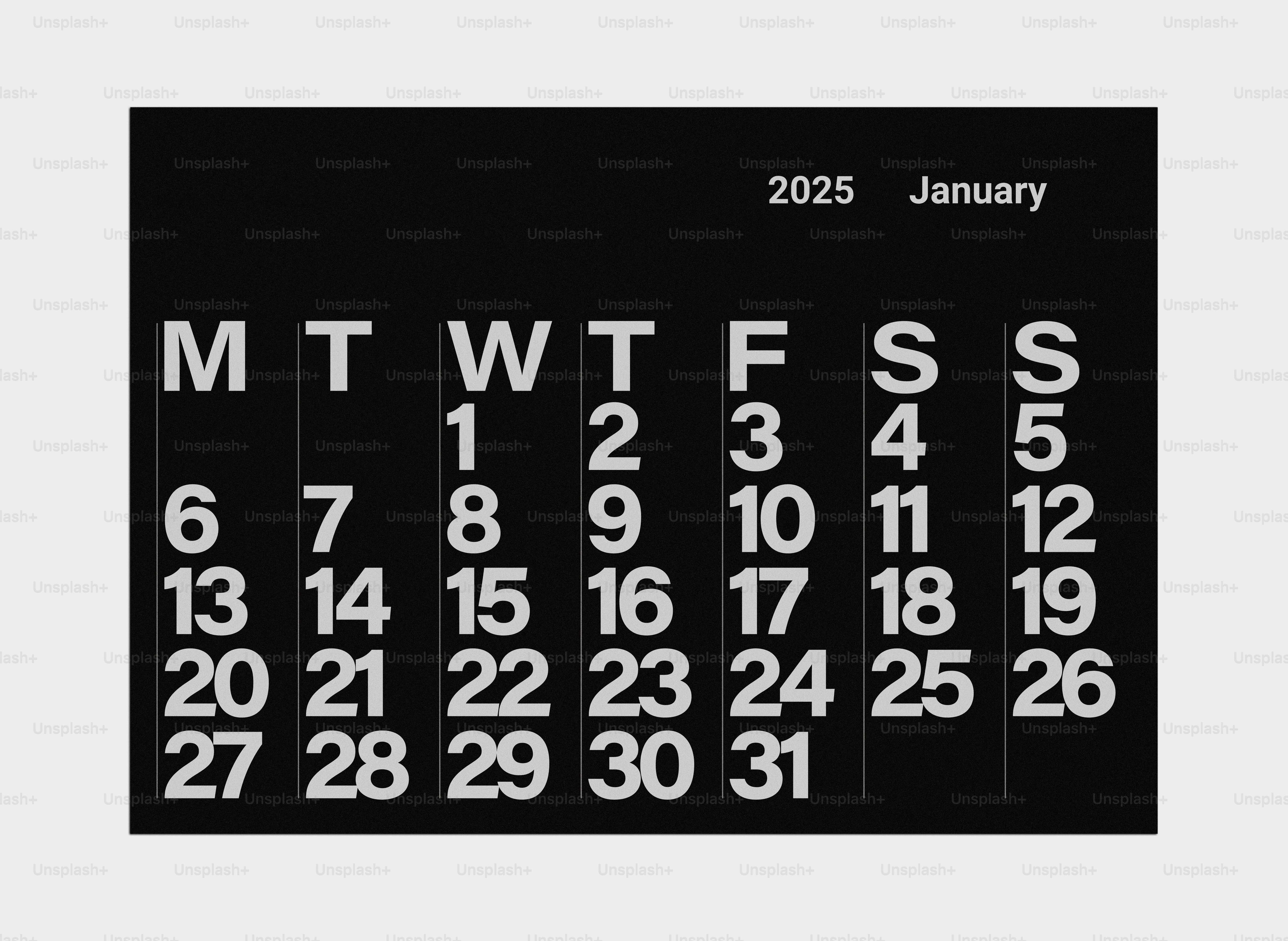 Uma foto preto e branco de um calendário