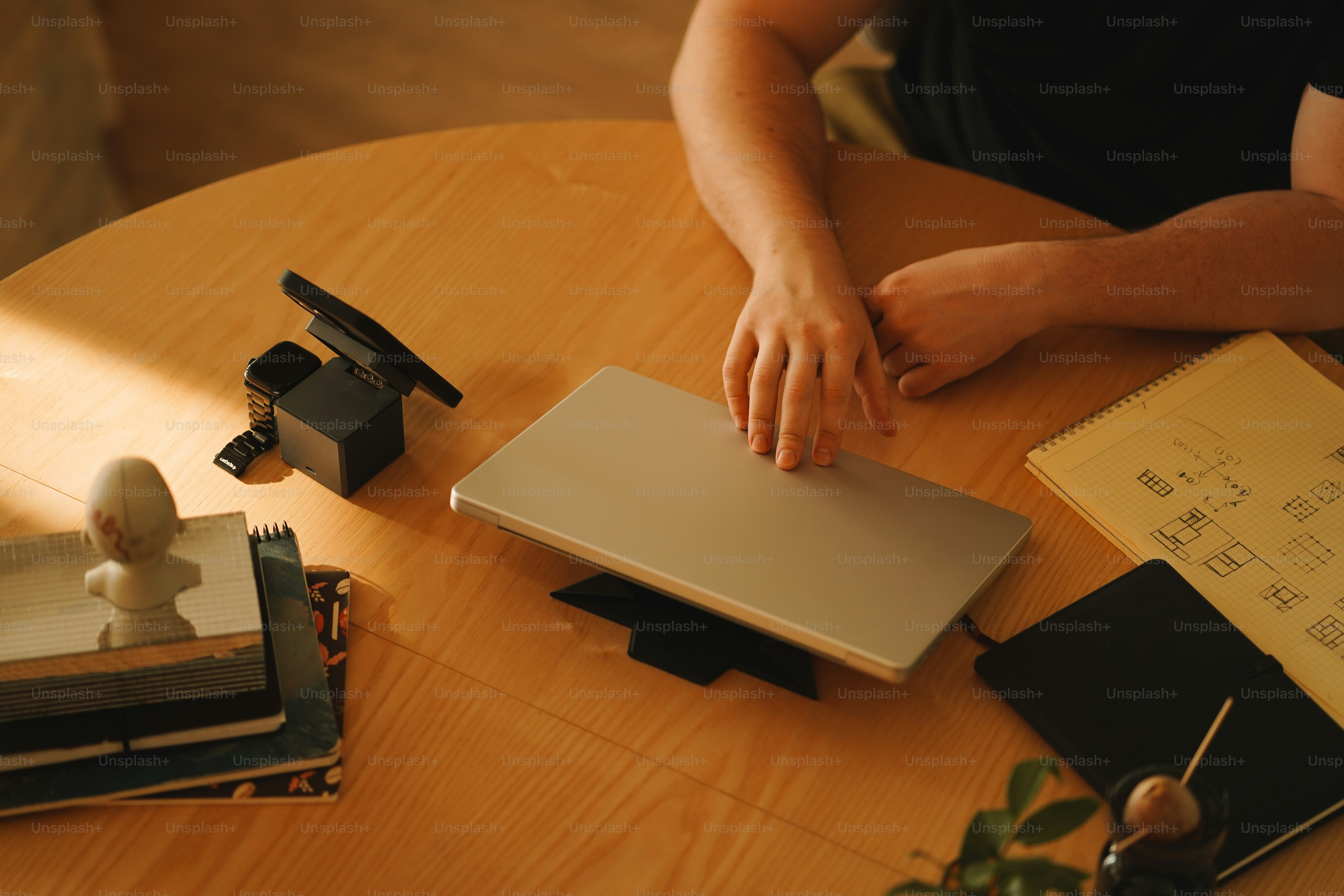 This Cool Kodak Gadget Can Print Instant Photos From Your iPhone, and It’s Now 40% Off on Amazon