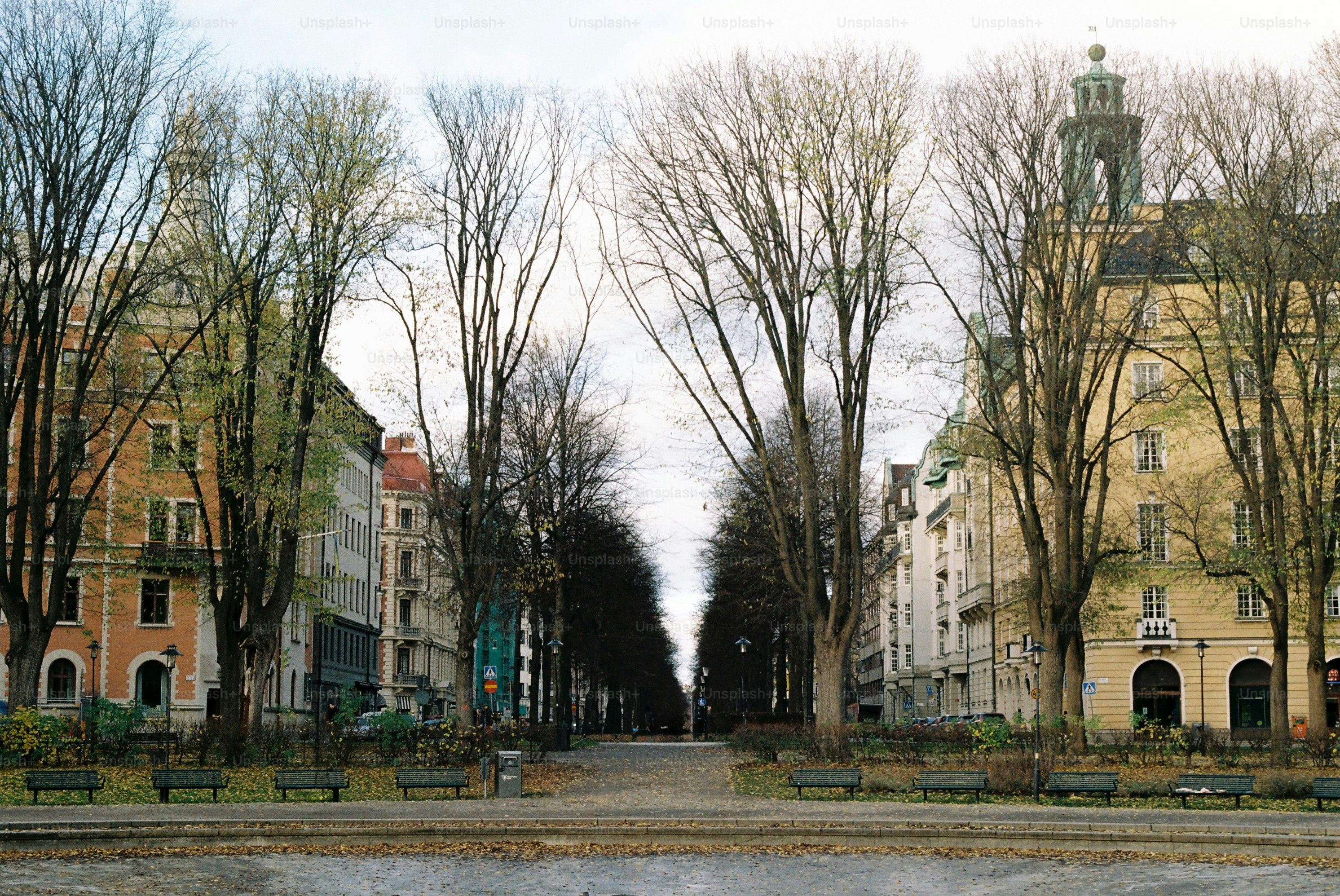 A row of buildings sitting next to a river