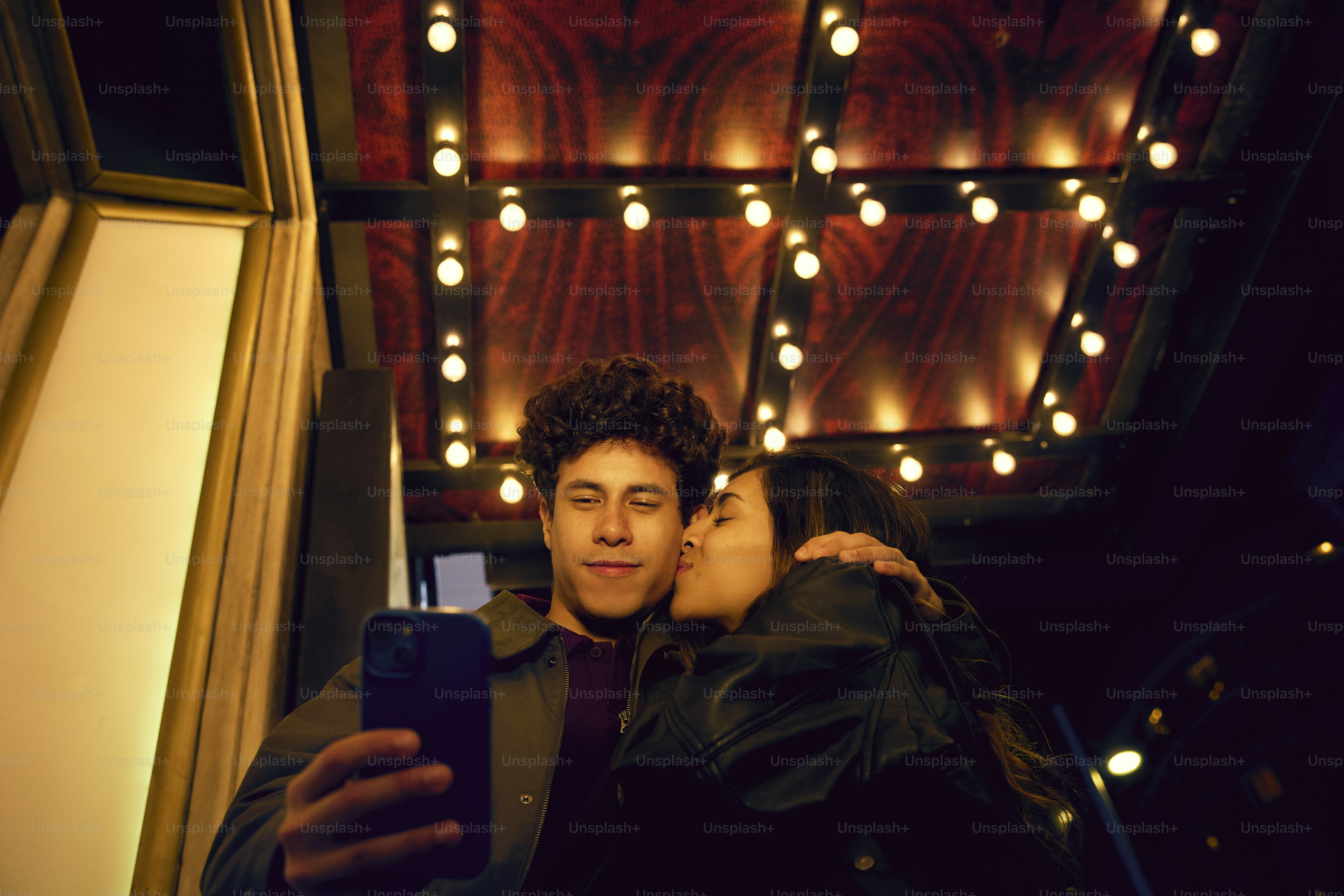 premium_photo-1732818659875-73224d6e85f9