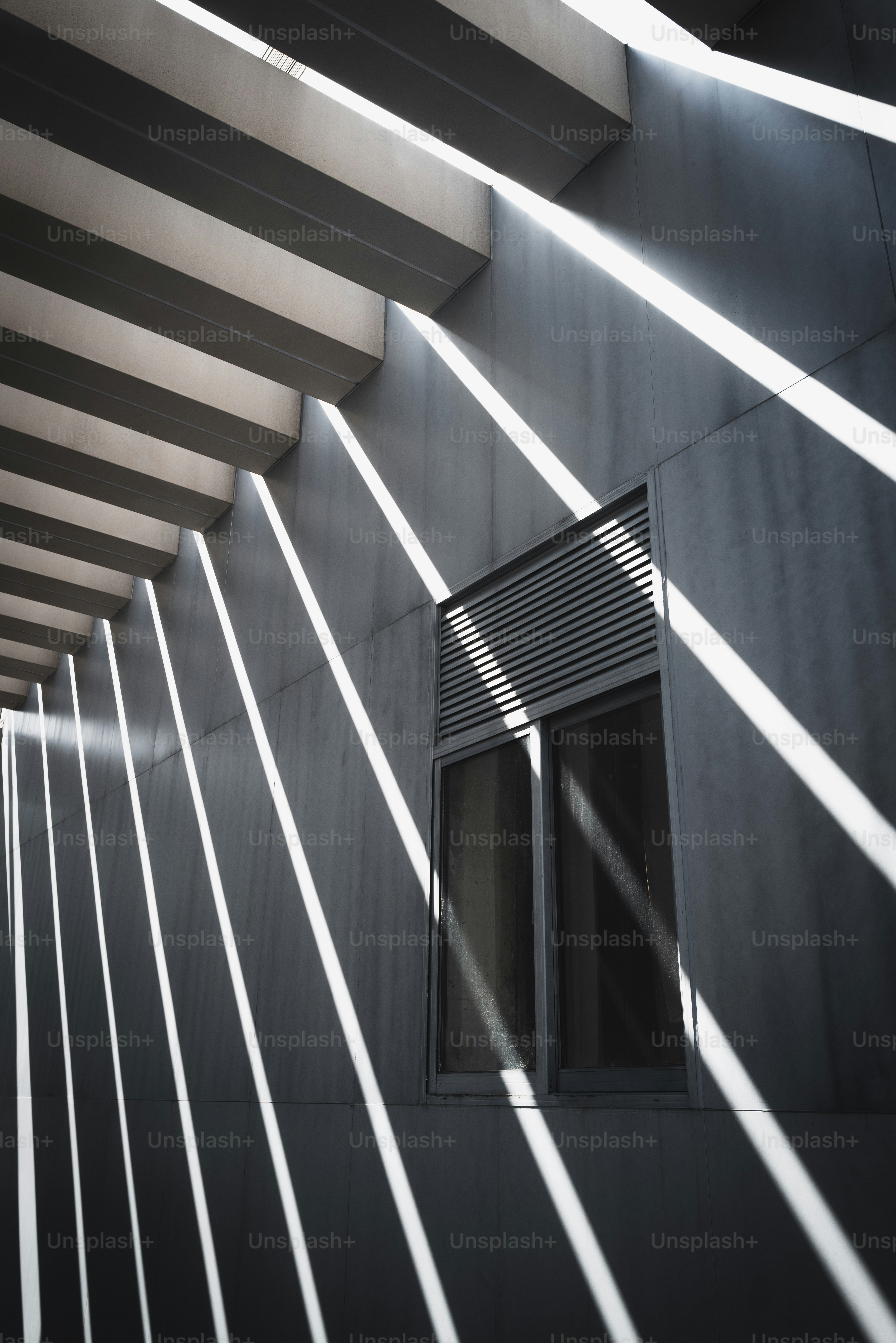 A building that has a window in it