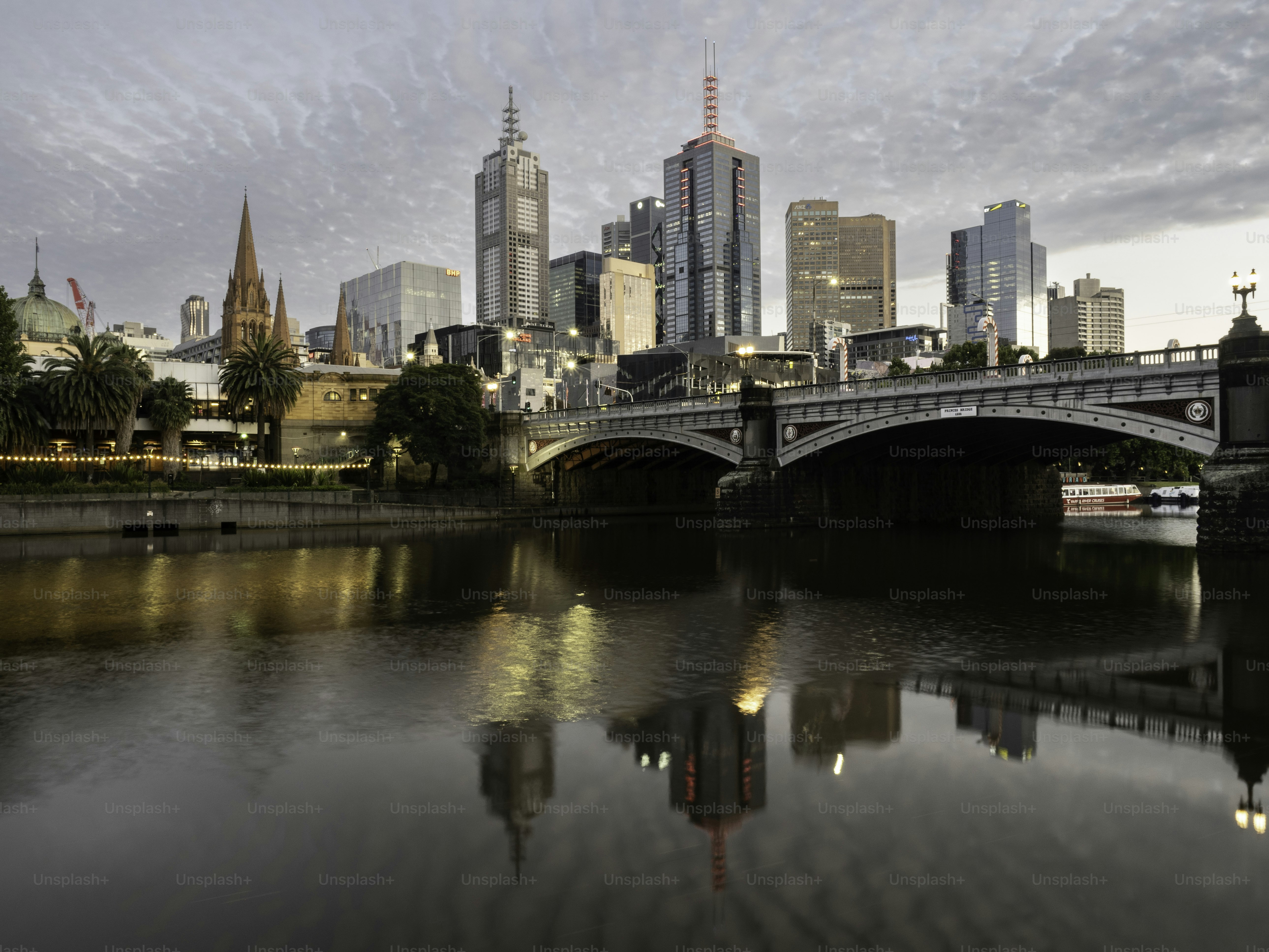 premium_photo-1733266813298-9d2c1e9ff101?ixid=M3wxMjA3fDB8MXxzZWFyY2h8NXx8d2ViJTIwZGVzaWduZXJzJTIwbWVsYm91cm5lJTIwYXVzdHJhbGlhfGVufDB8fHx8MTc2NzQ2MTA4Nnww\u0026ixlib=rb-4.1.0