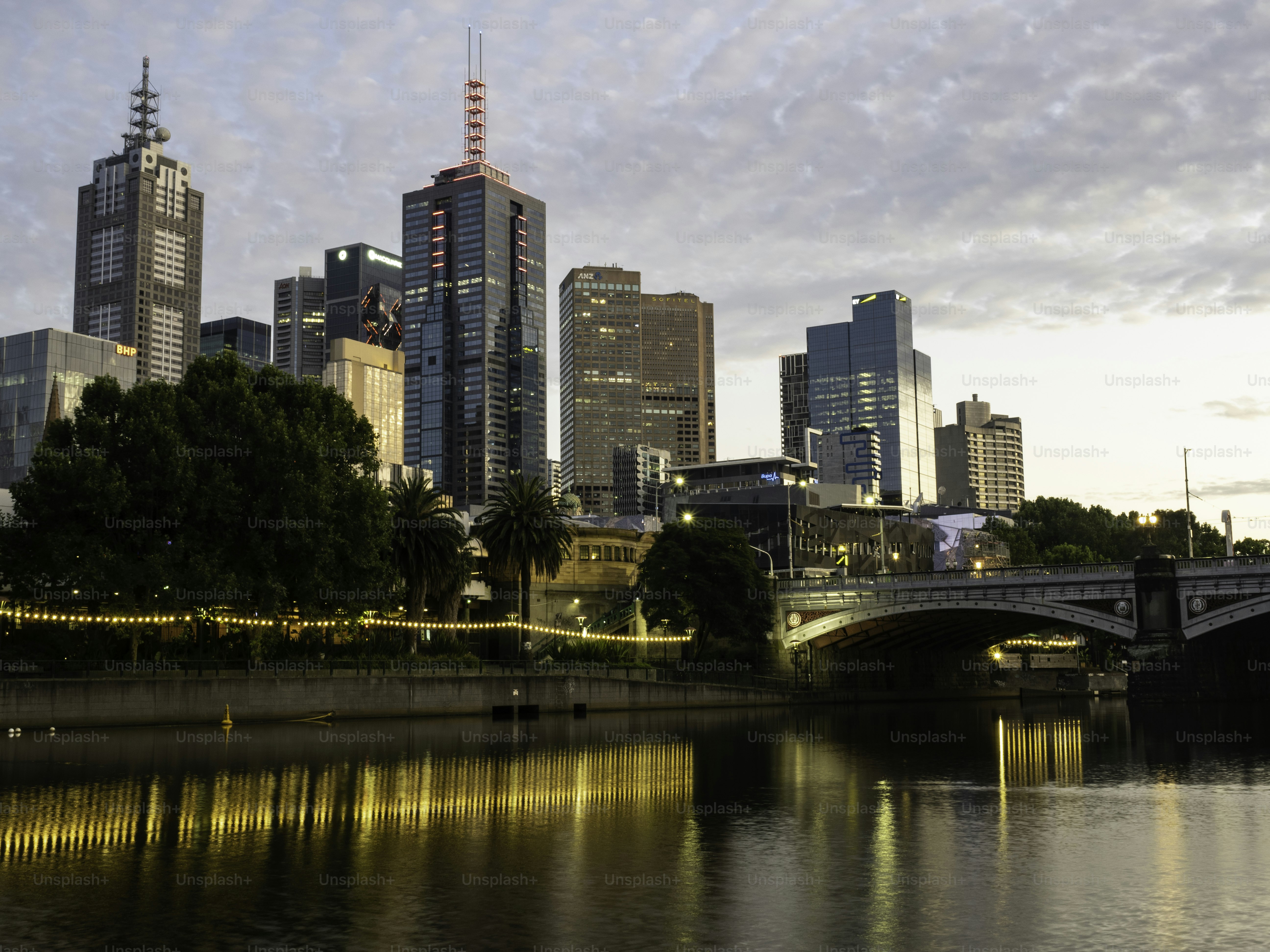 premium_photo-1733266837477-e1a9f99e69fa?ixid=M3wxMjA3fDB8MXxzZWFyY2h8OXx8d2ViJTIwZGVzaWduZXJzJTIwbWVsYm91cm5lJTIwYXVzdHJhbGlhfGVufDB8fHx8MTc2NzQ2MTA4Nnww\u0026ixlib=rb-4.1.0