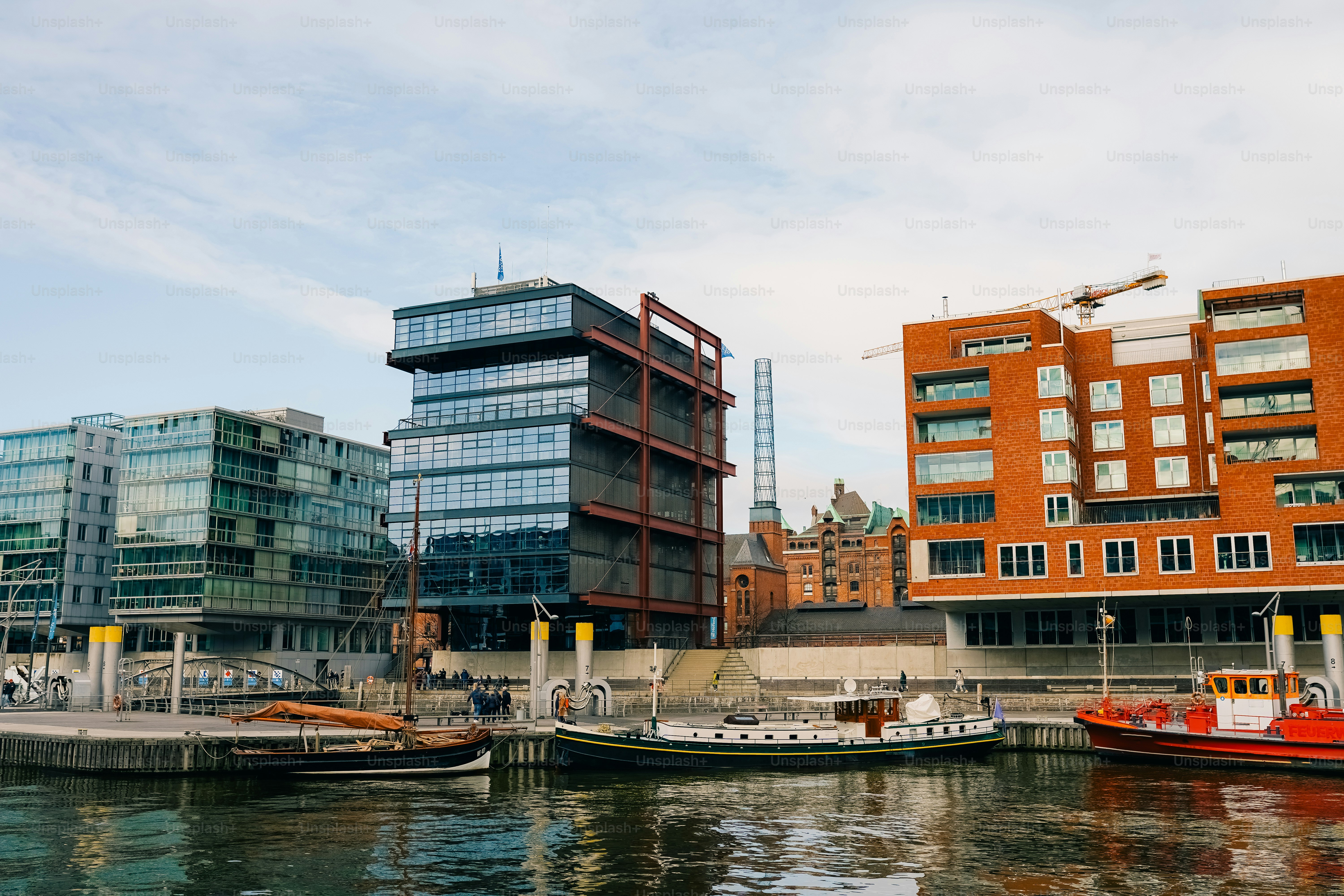Cityscape of Sandtorhafen canal, Hamburg Speicherstadt and Hafencity