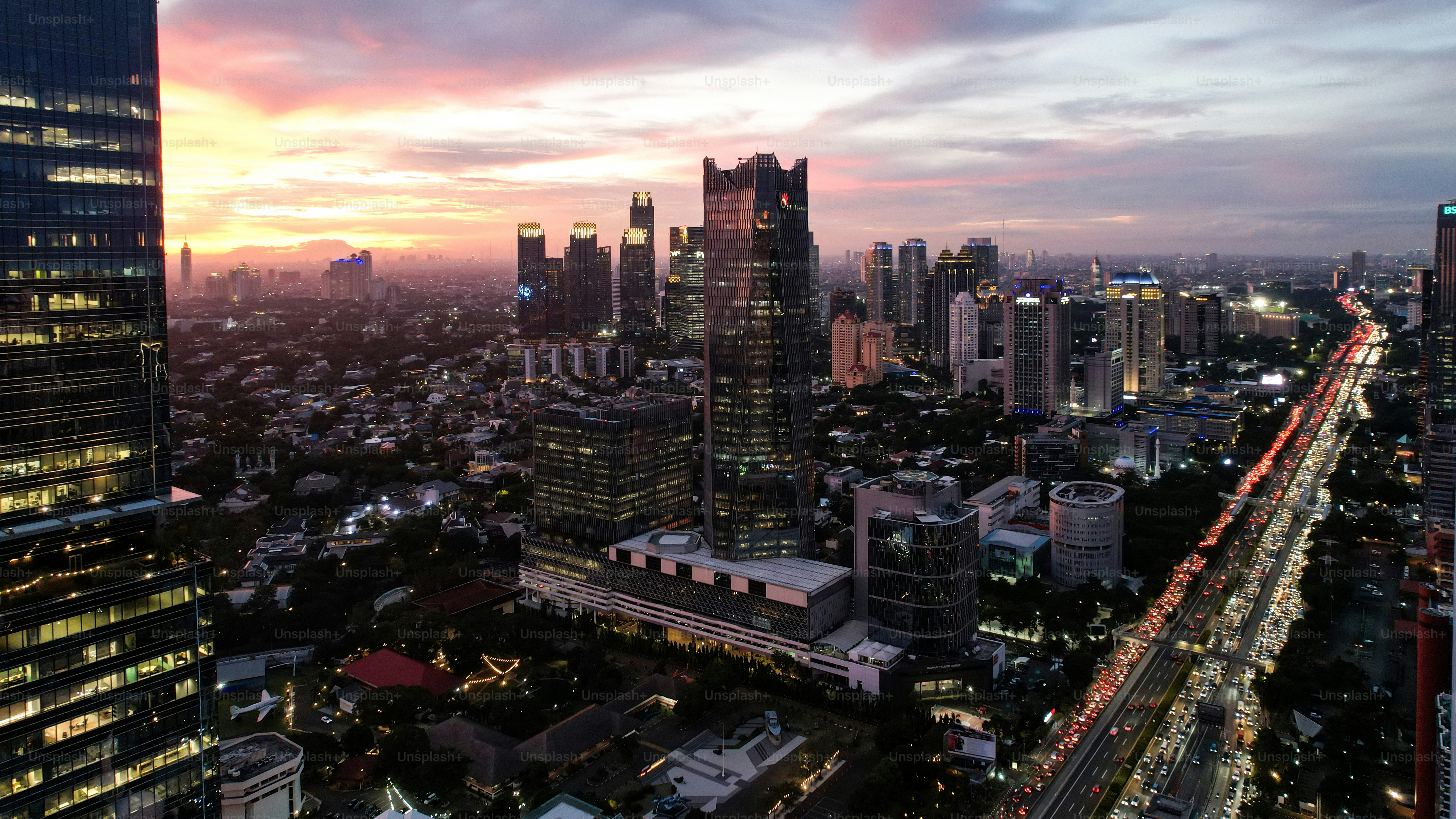 "Sofitel Centara Grand Bangkok"