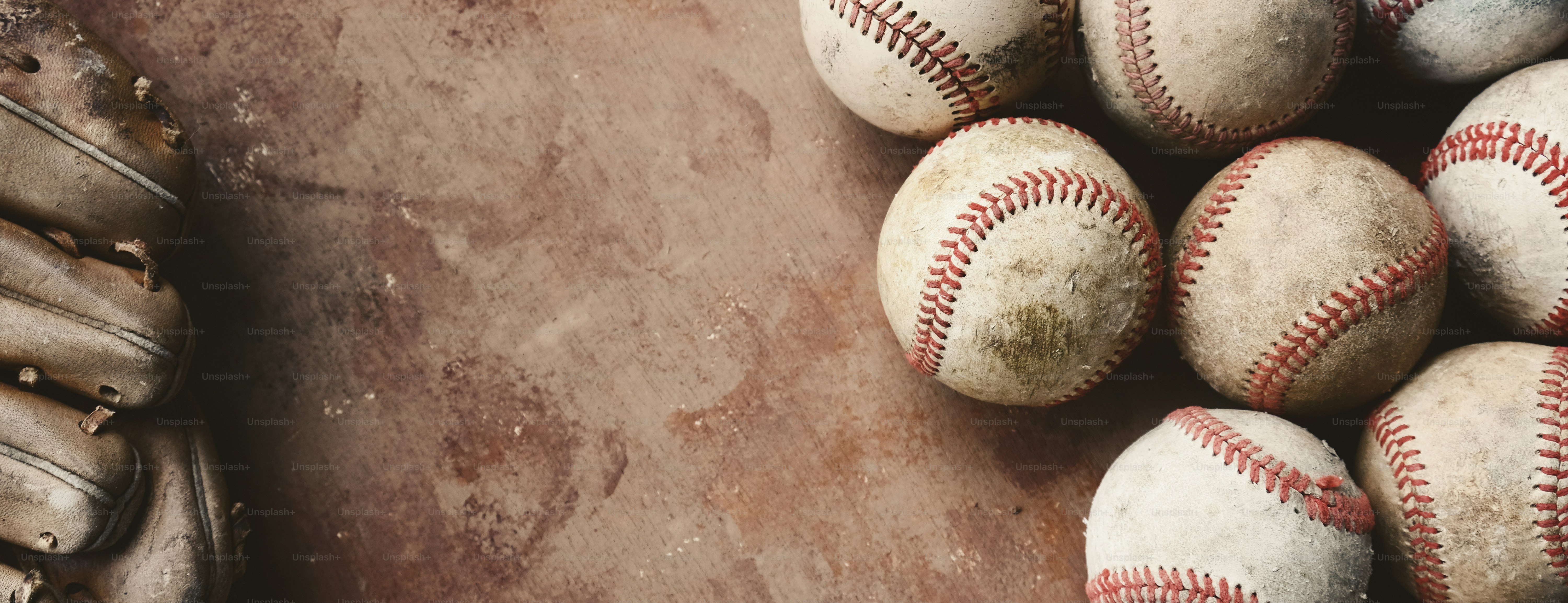 Alter Grunge-Baseball-Hintergrund mit brauner Vintage-Textur, Kopierraum für Sportbanner