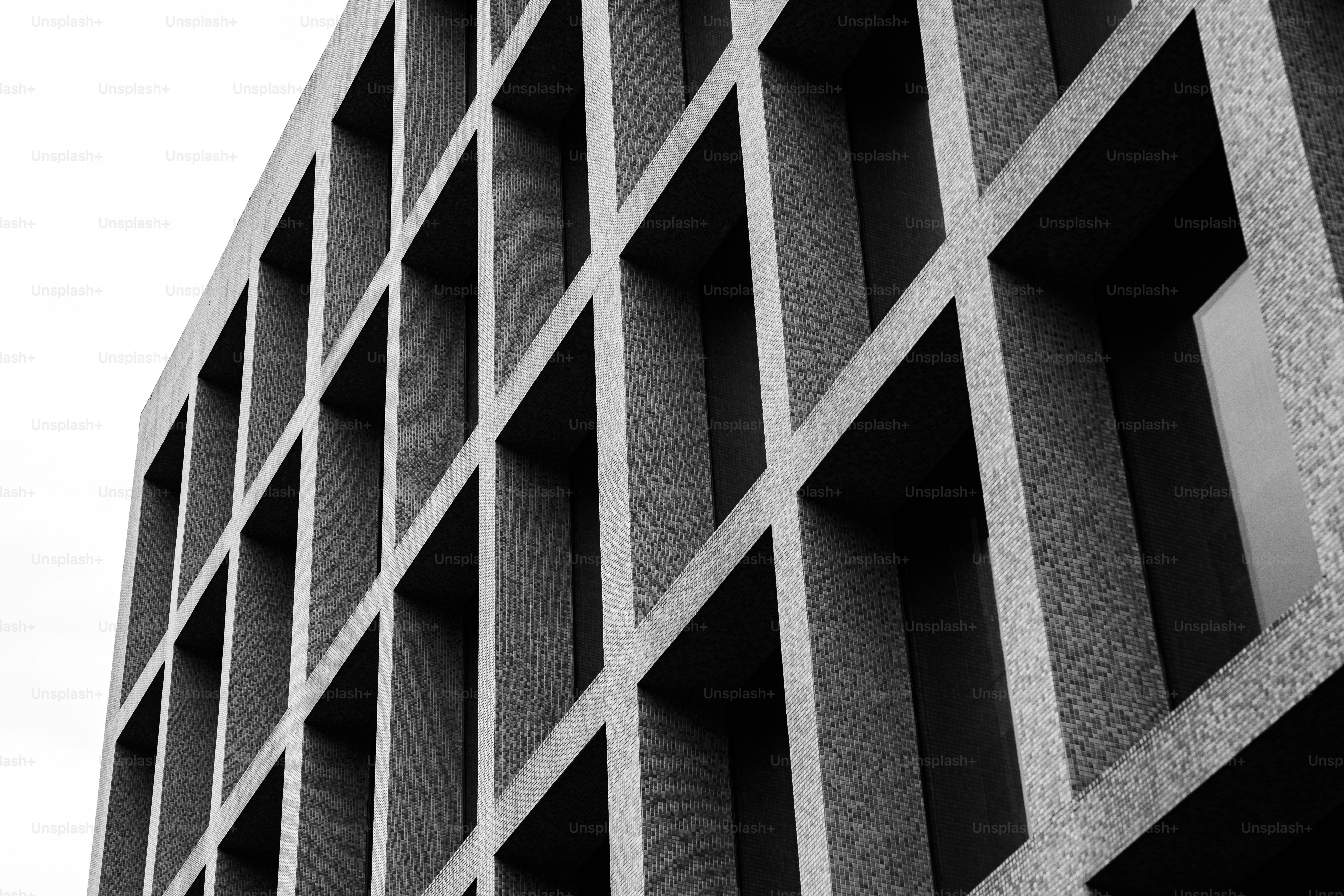 A black and white photo of a building