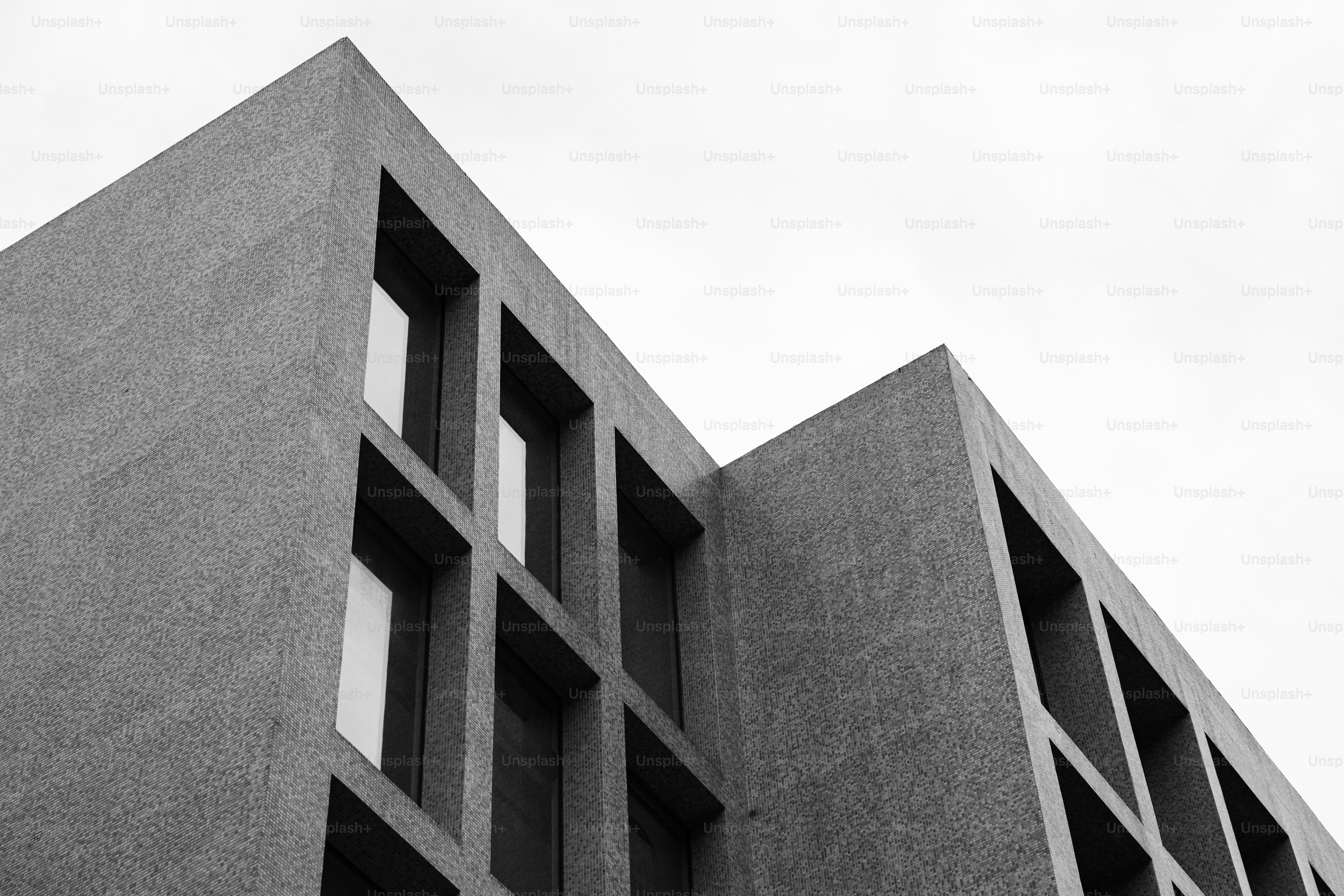A black and white photo of a building