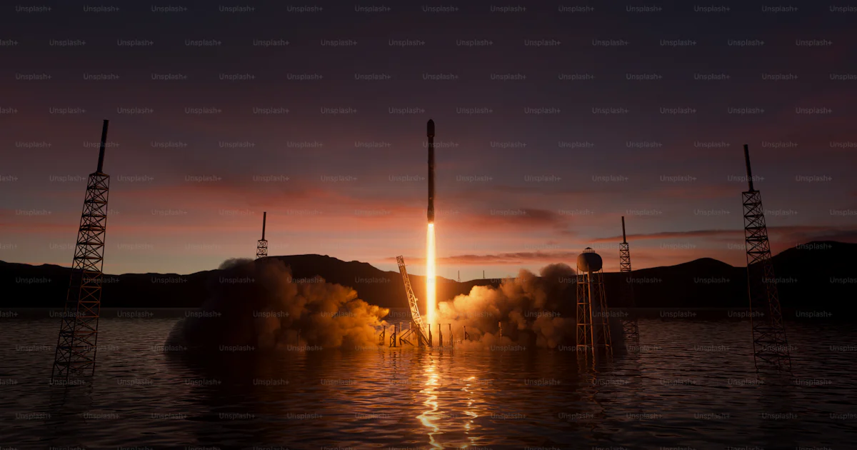 Un razzo che si lancia nel cielo con un tramonto sullo sfondo foto ...